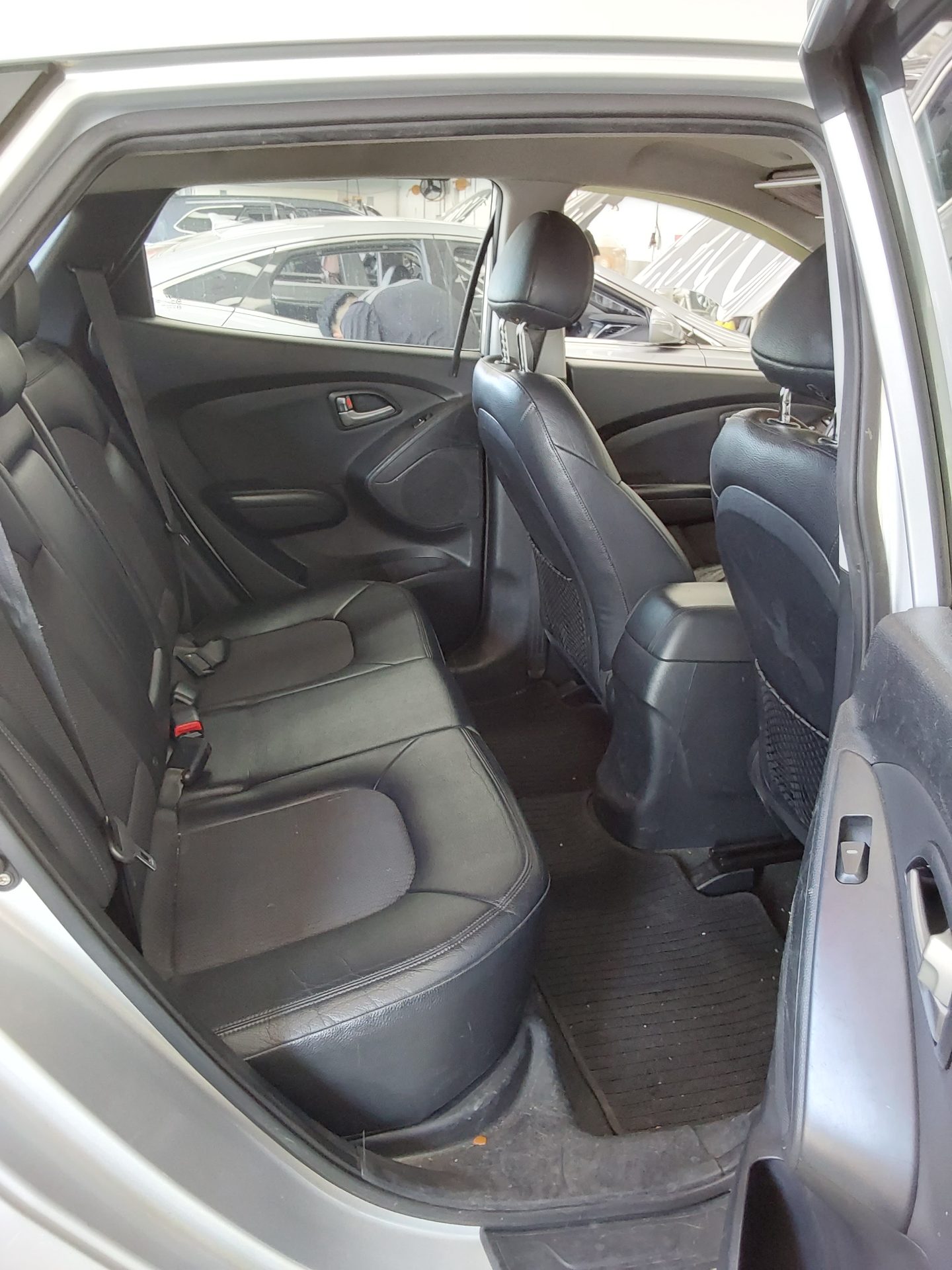 2010 - hyundai tucson
