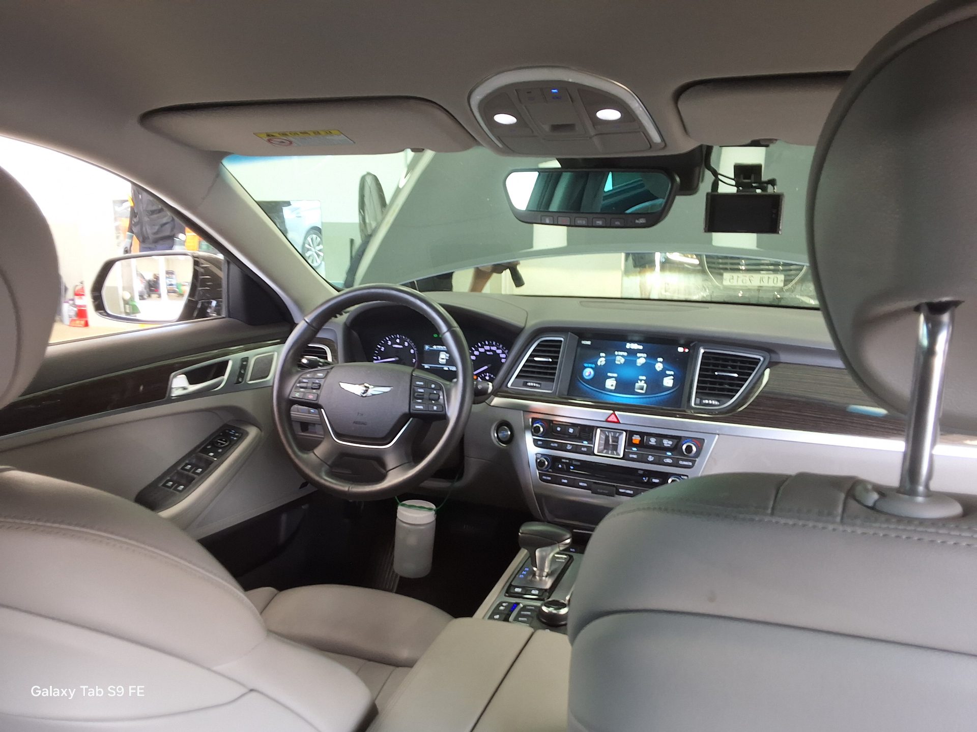 2017 - genesis g80