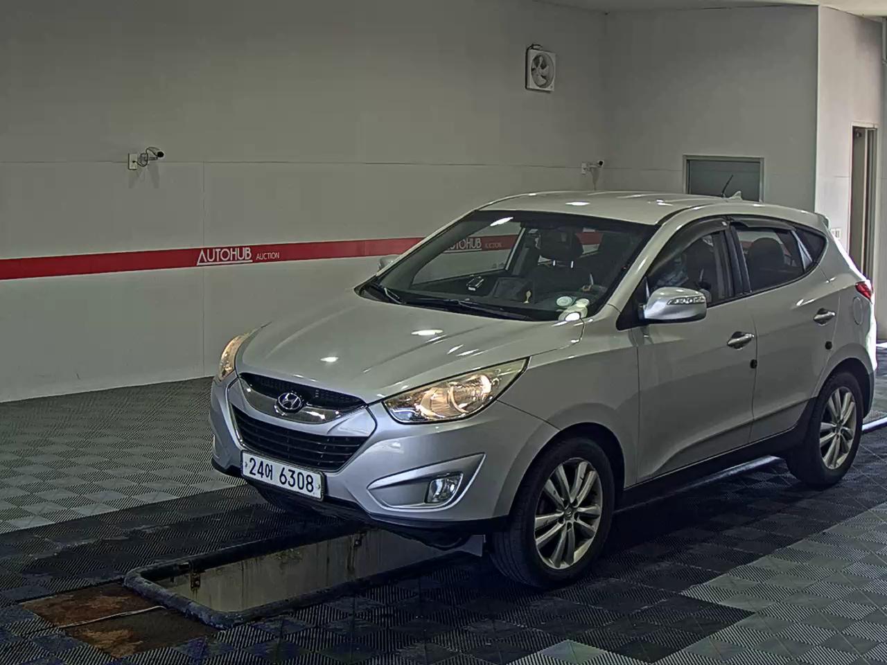 HYUNDAI TUCSON ix R20 LX20