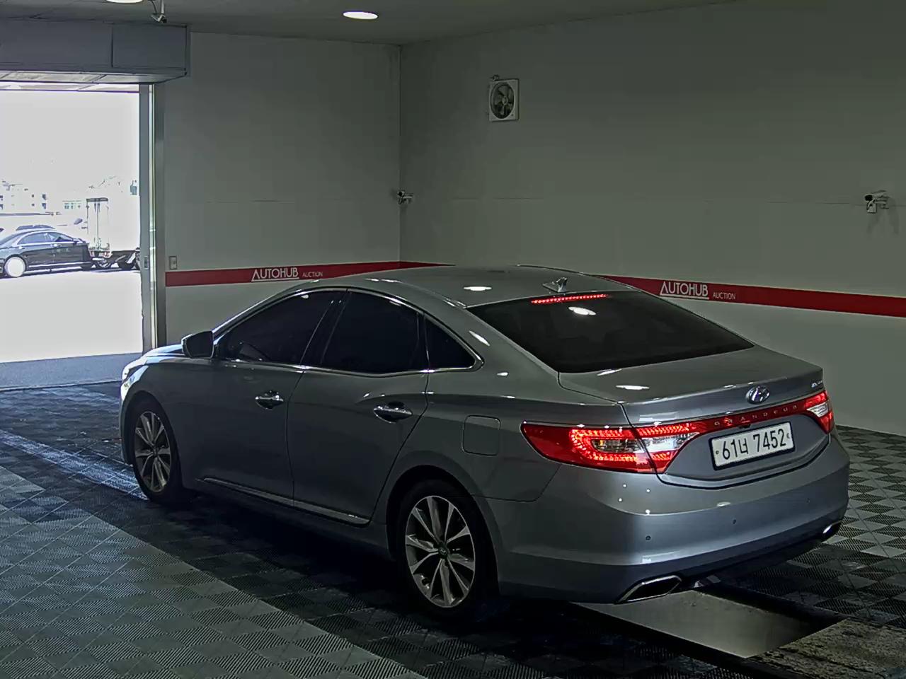 2015 - hyundai grandeur