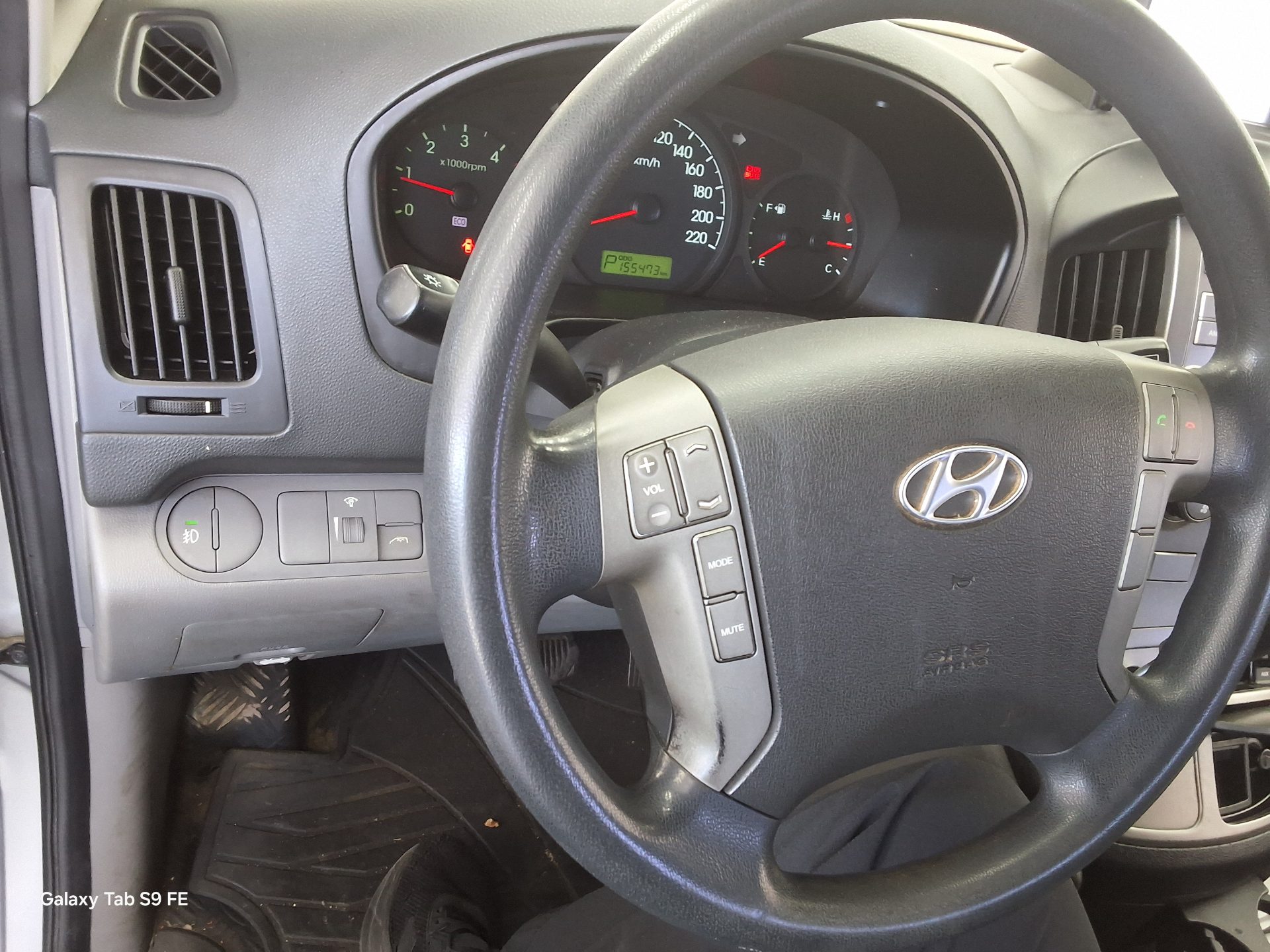 2015 - hyundai grand starex
