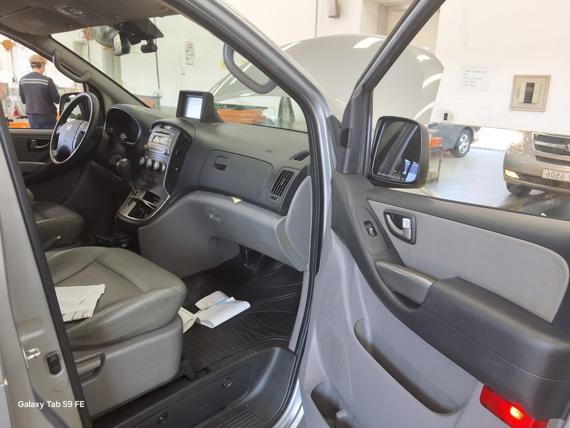 2015 - hyundai grand starex