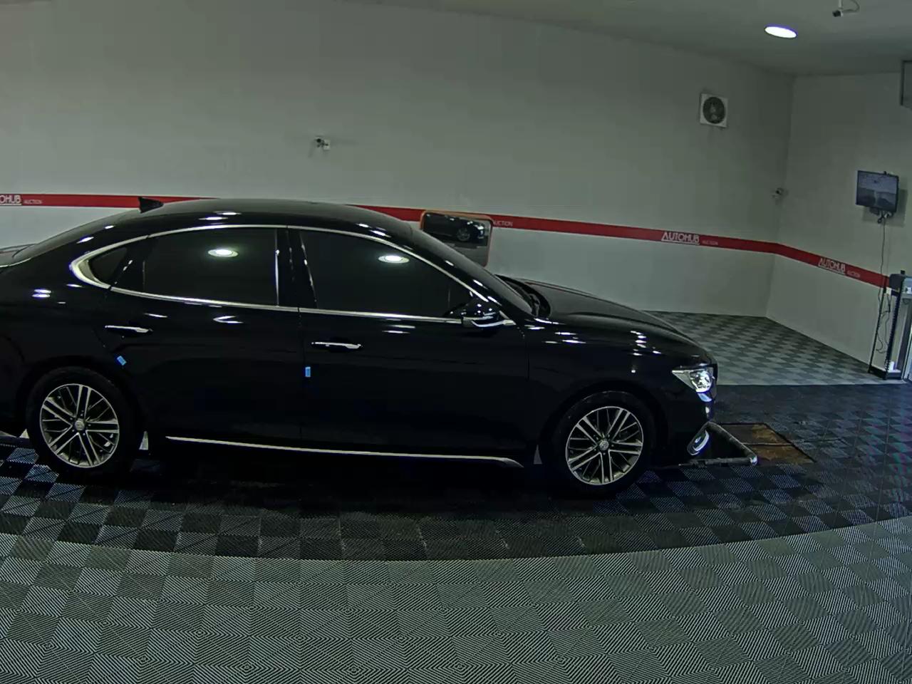 2018 - hyundai grandeur