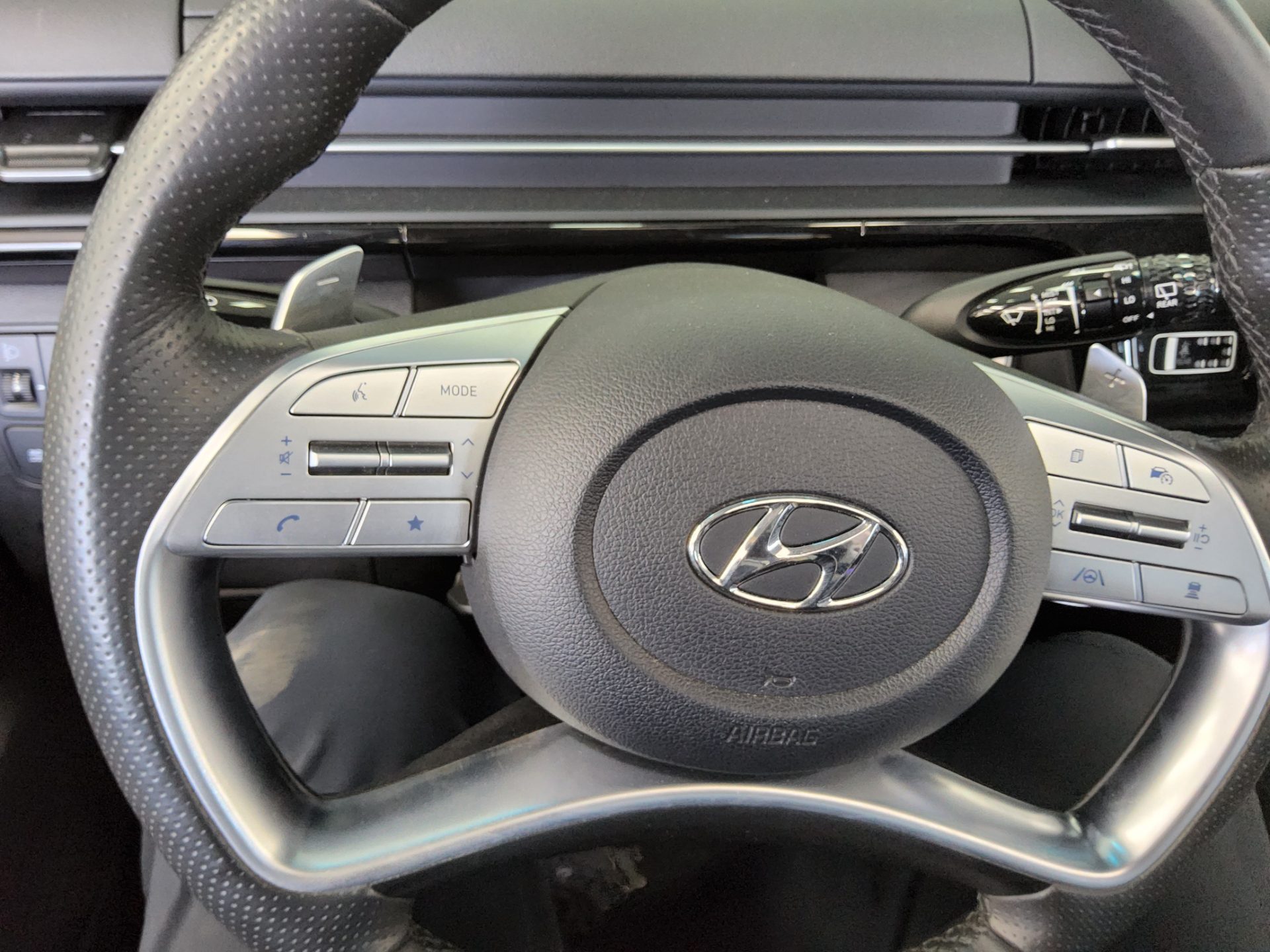 2022 - hyundai staria