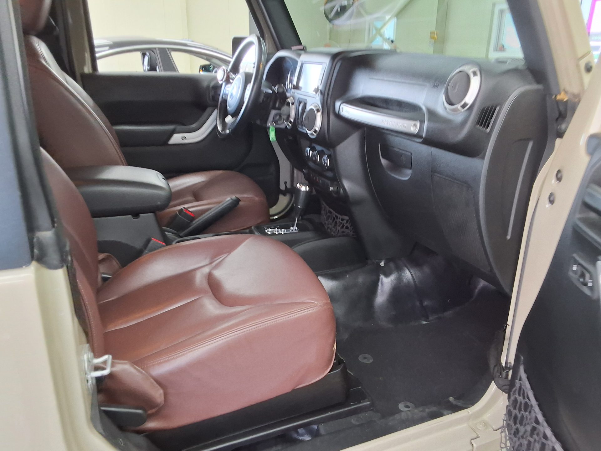 2017 - jeep wrangler