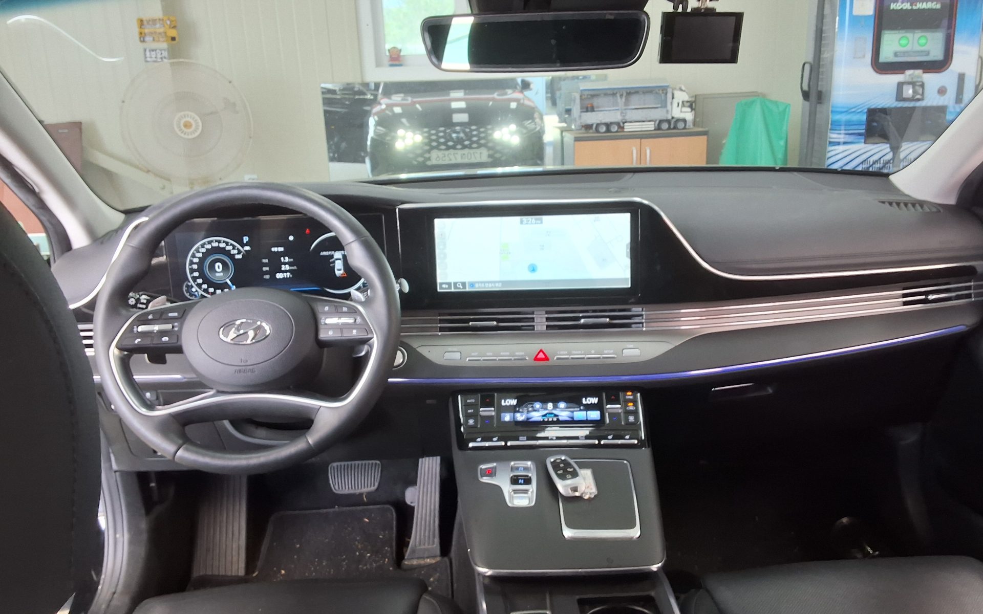2022 - hyundai grandeur