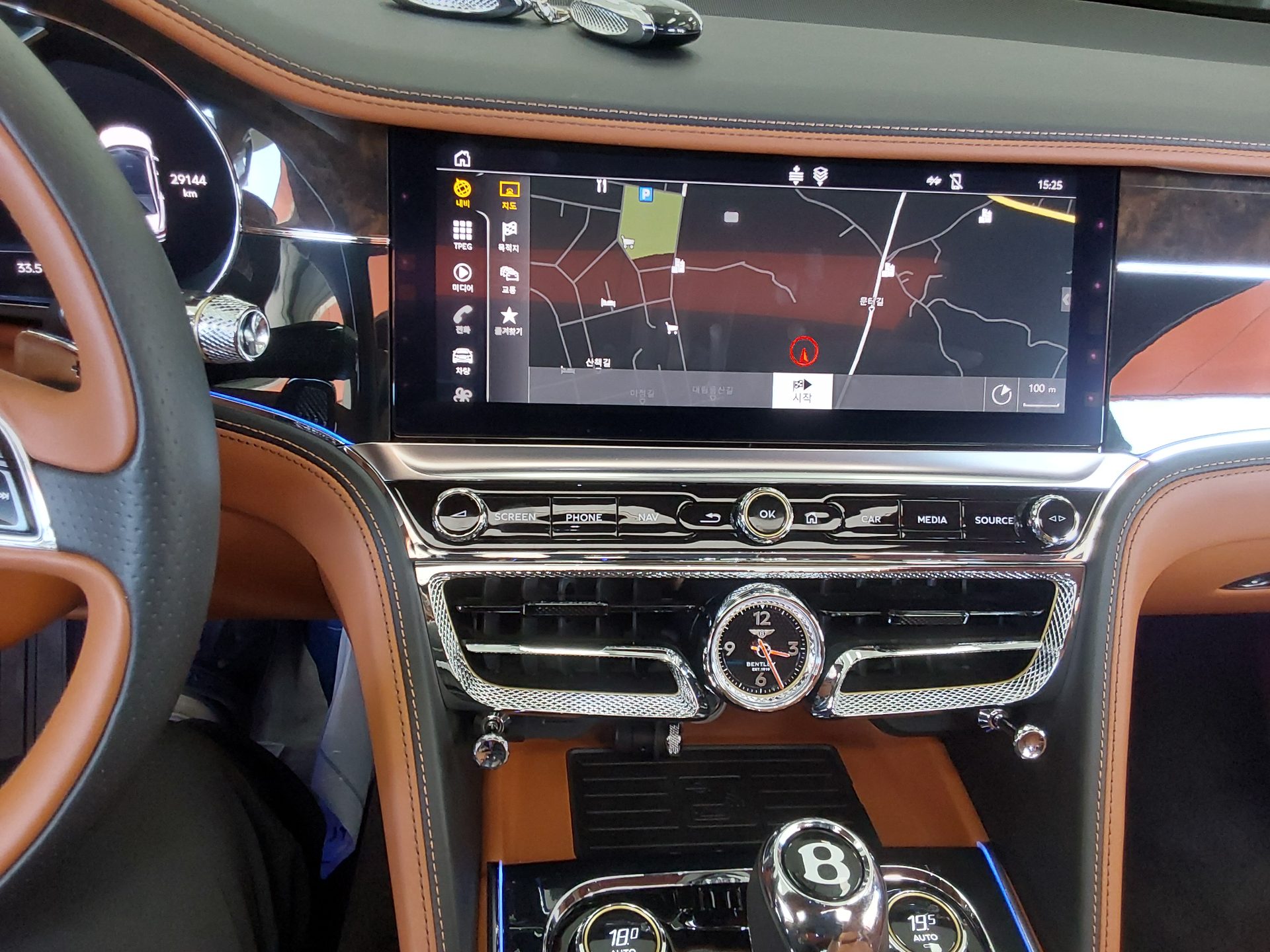 2020 - bentley flying spur