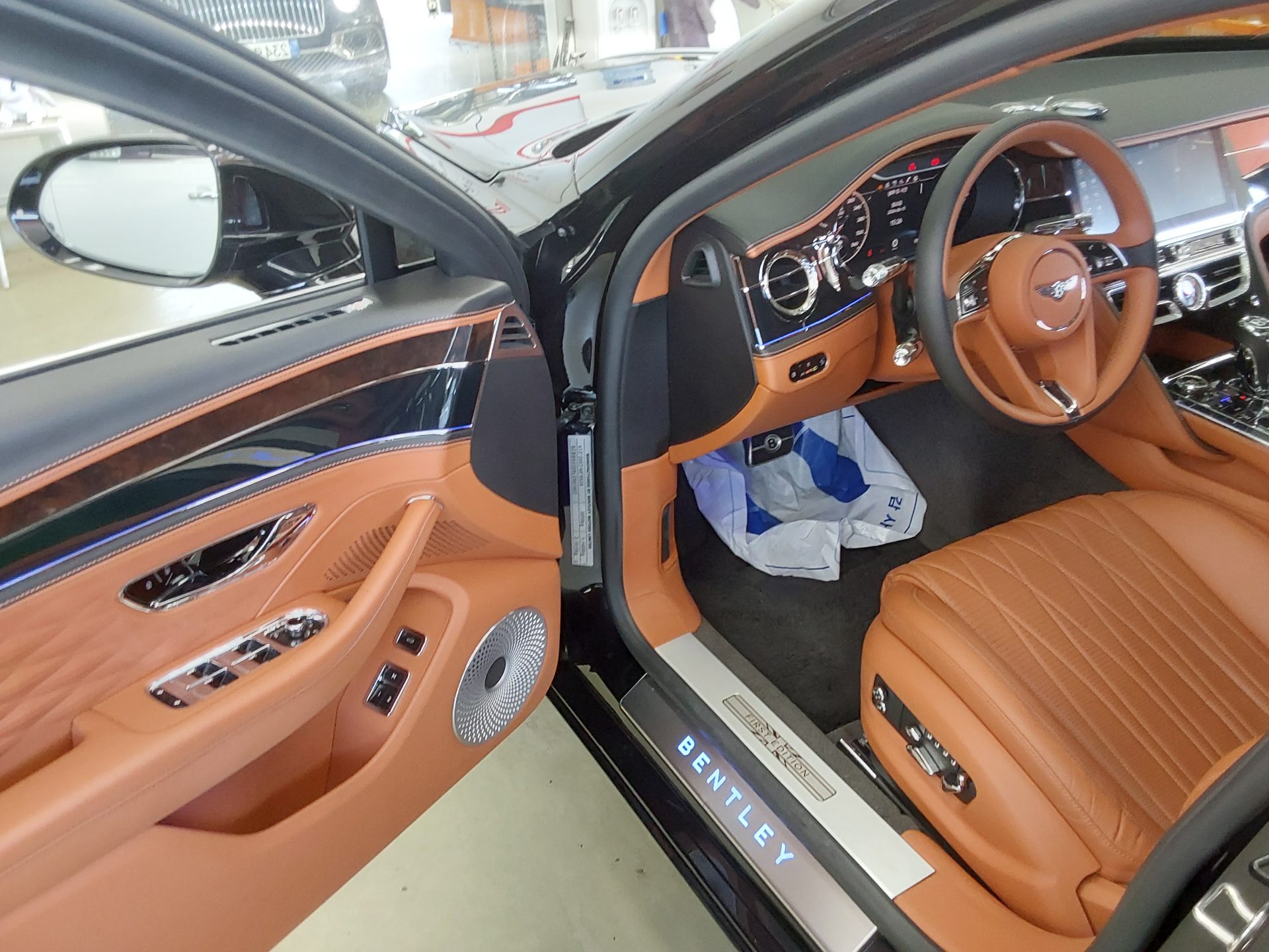 2020 - bentley flying spur