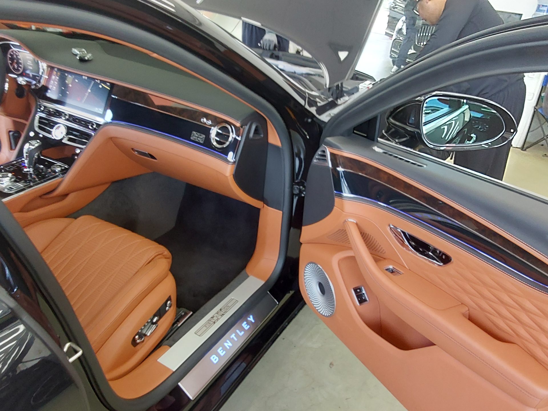 2020 - bentley flying spur
