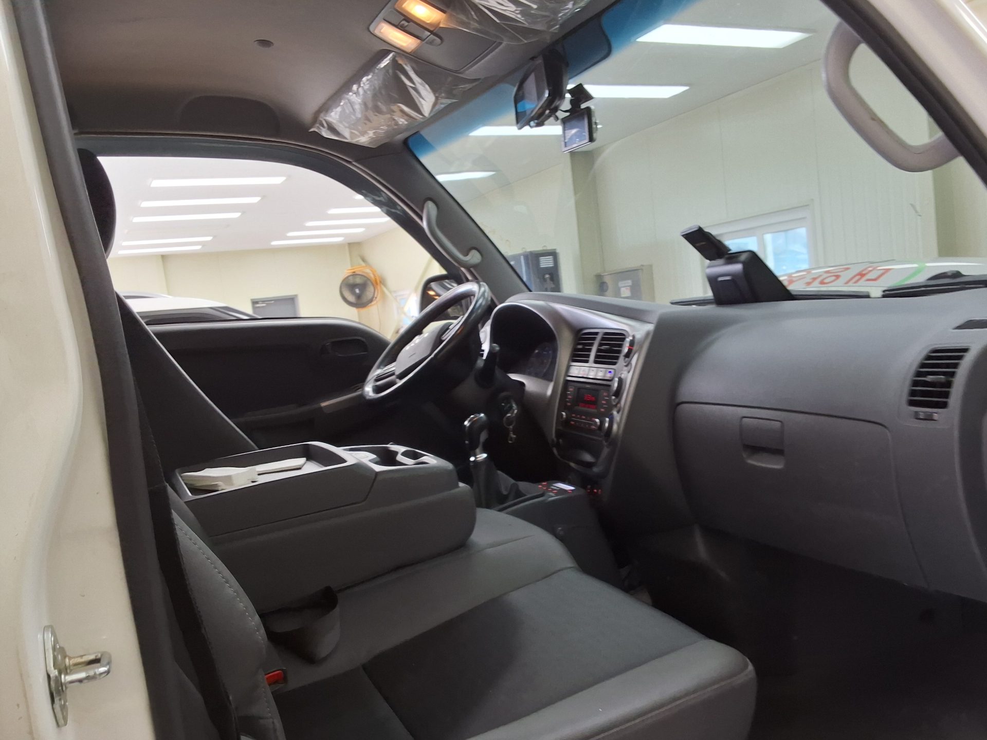 2022 - kia bongo