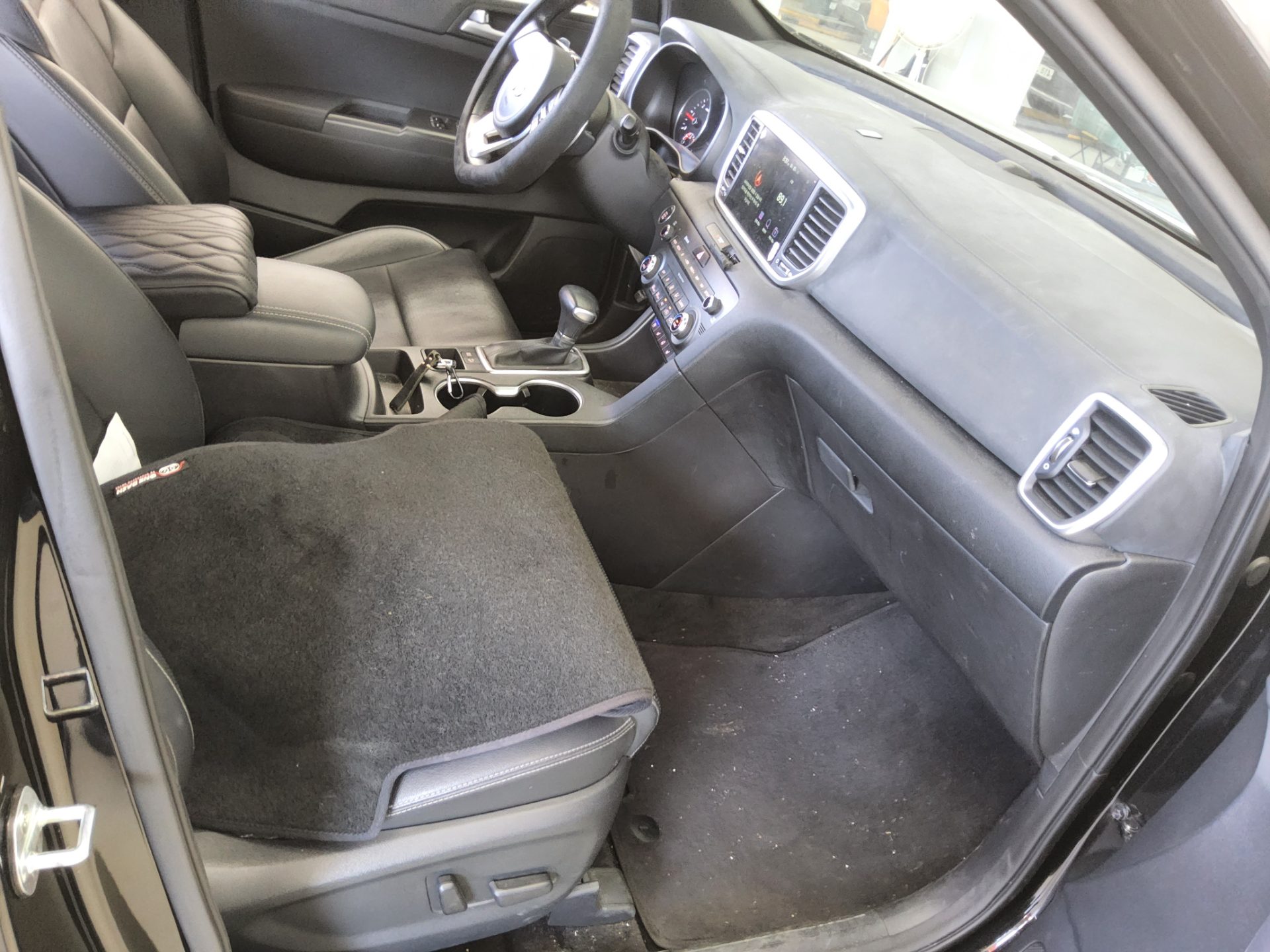 2020 - kia sportage