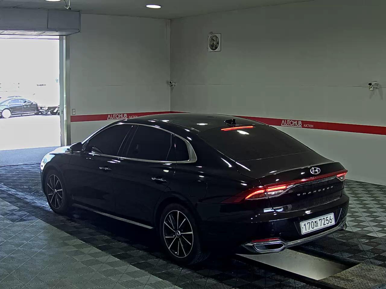 2022 - hyundai grandeur