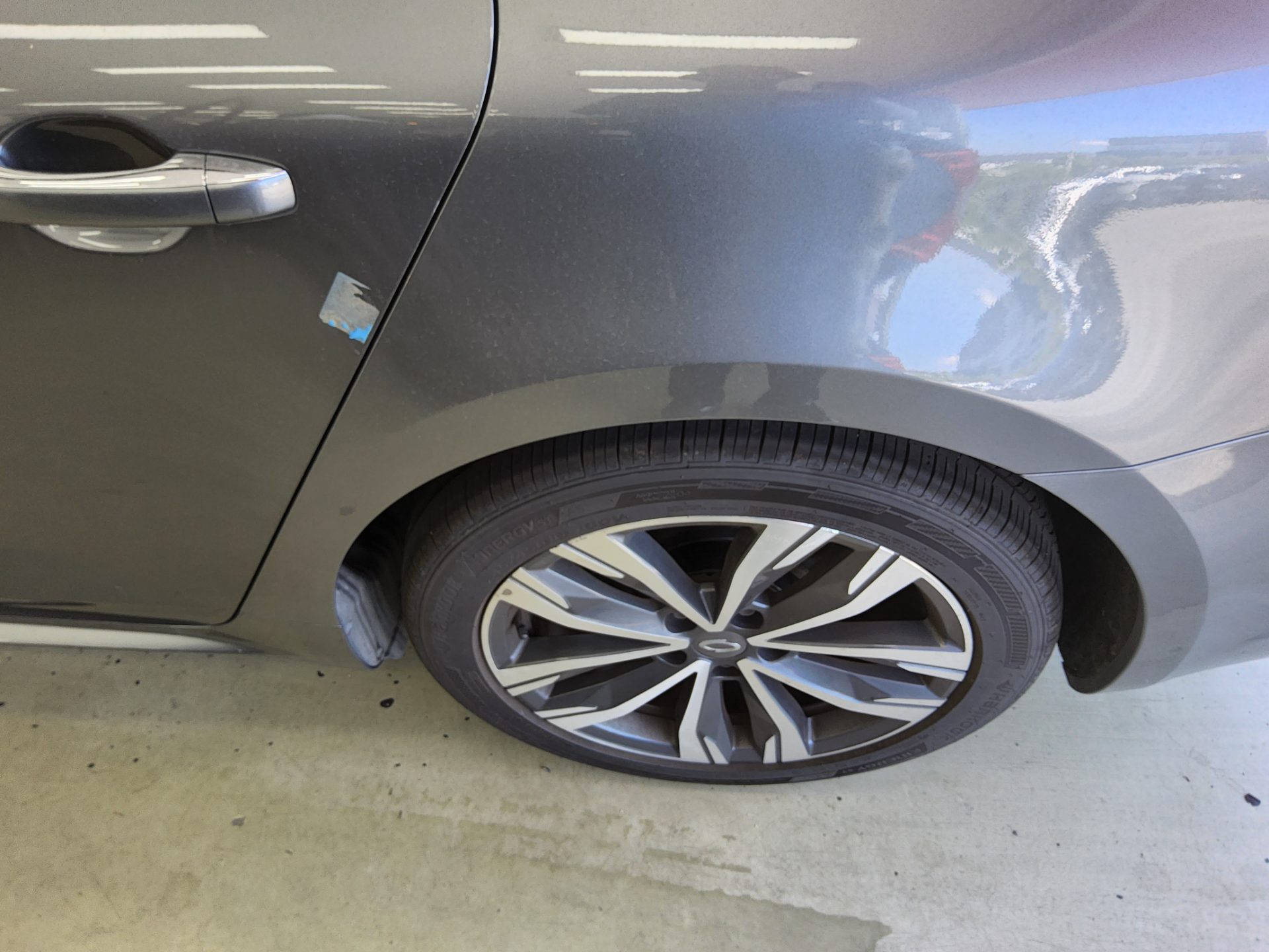 2022 - renault sm6