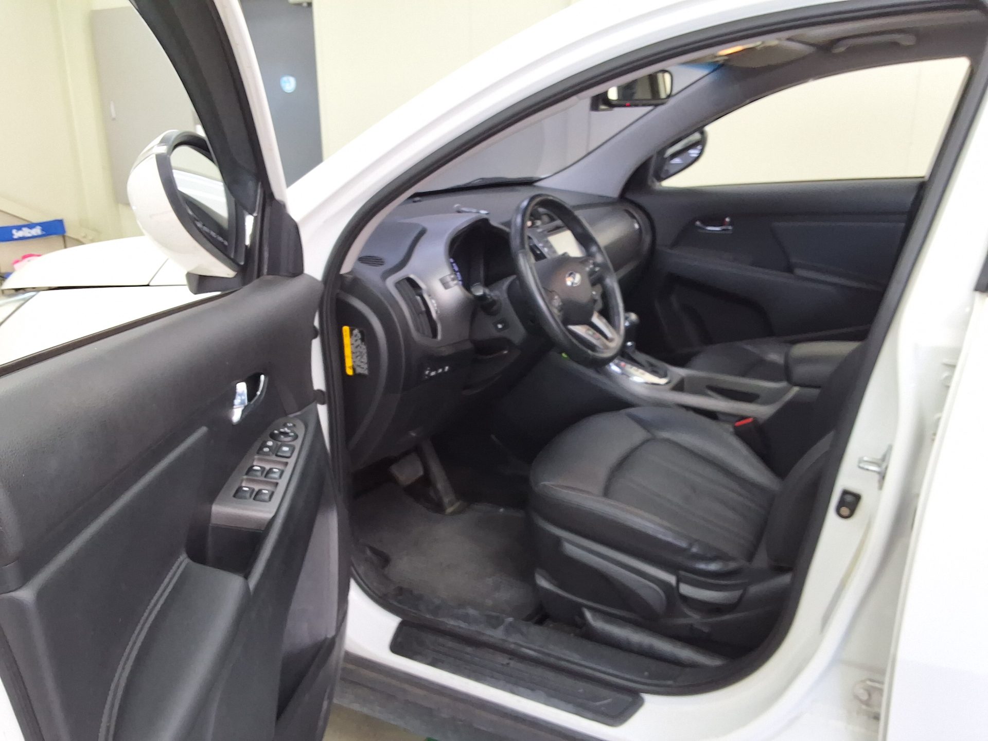 2016 - kia sportage