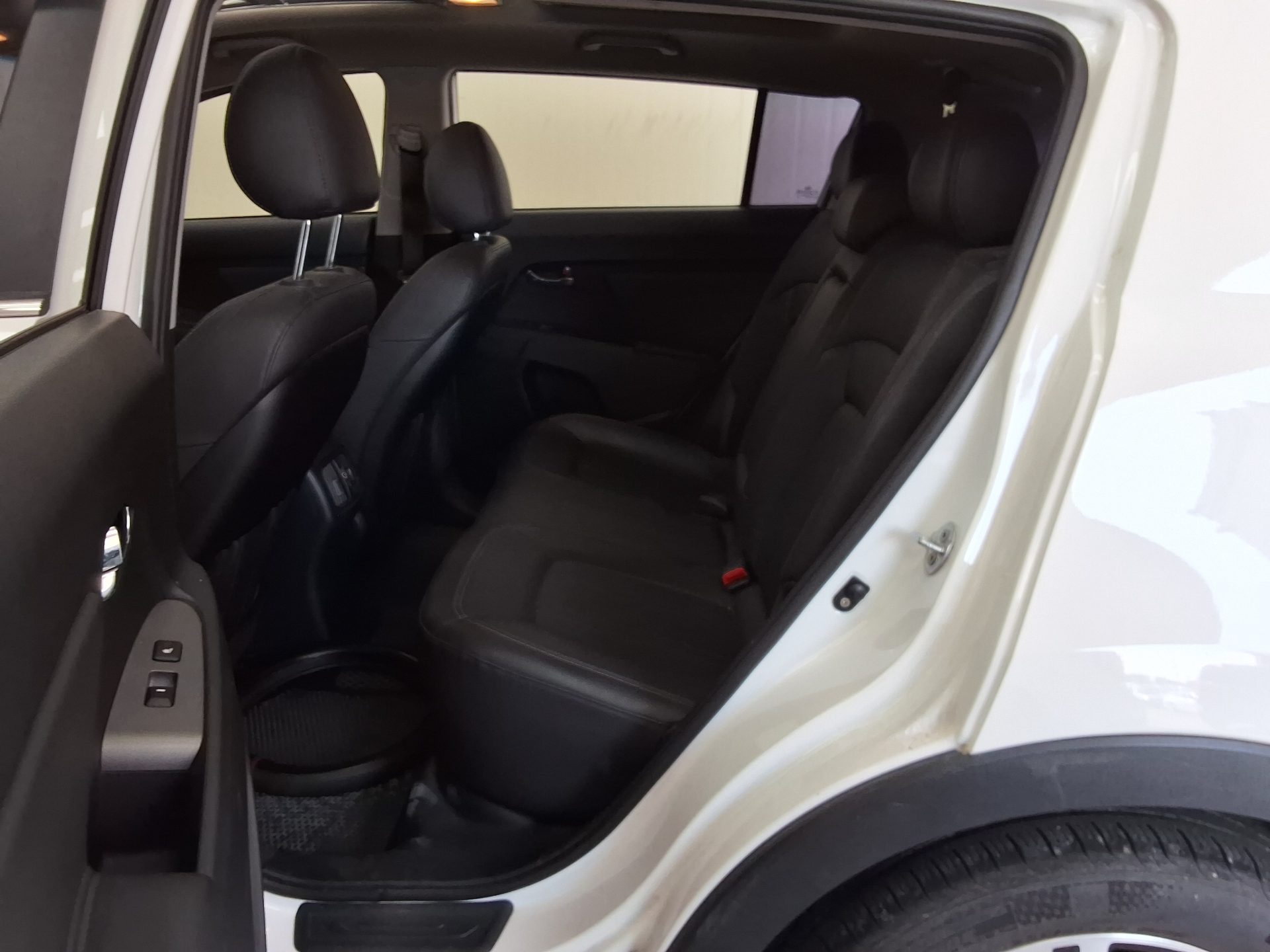 2016 - kia sportage