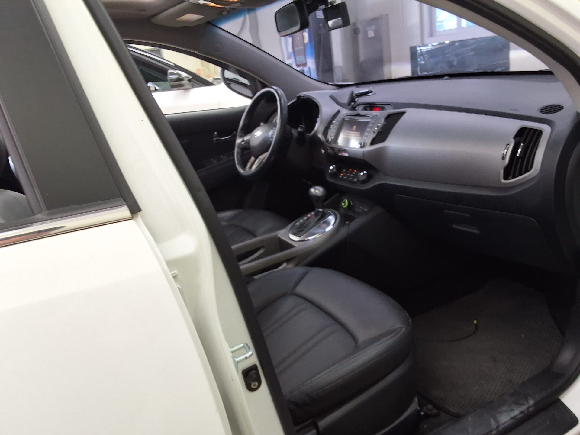 2016 - kia sportage