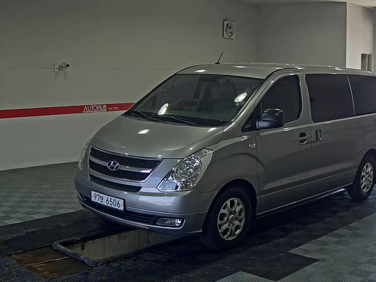 2015 - hyundai grand starex