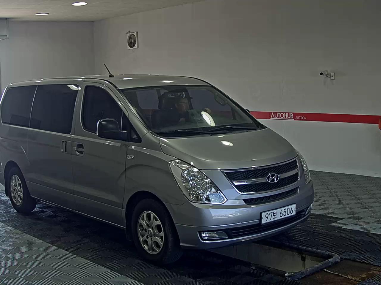 2015 - hyundai grand starex