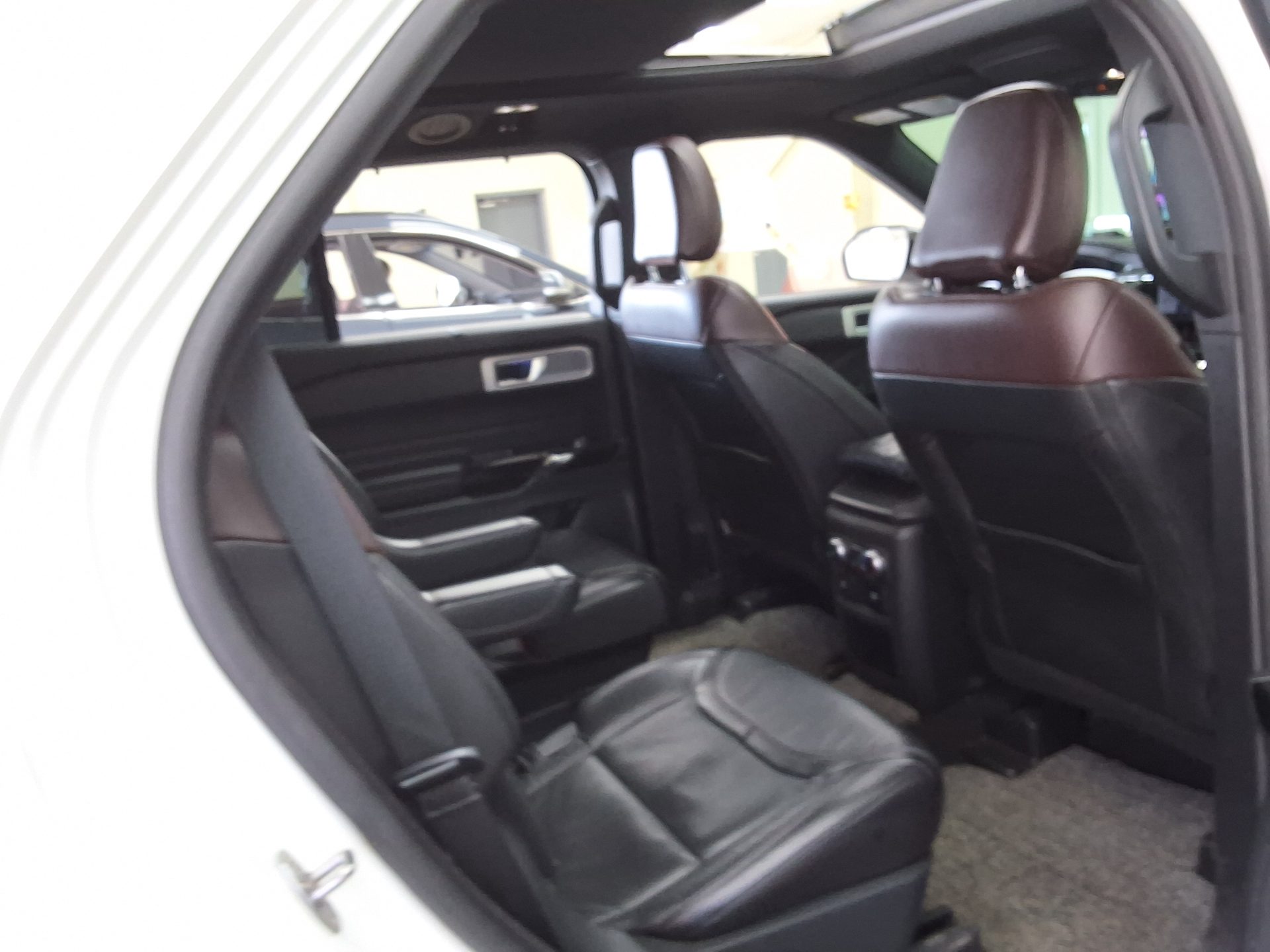 2021 - ford explorer