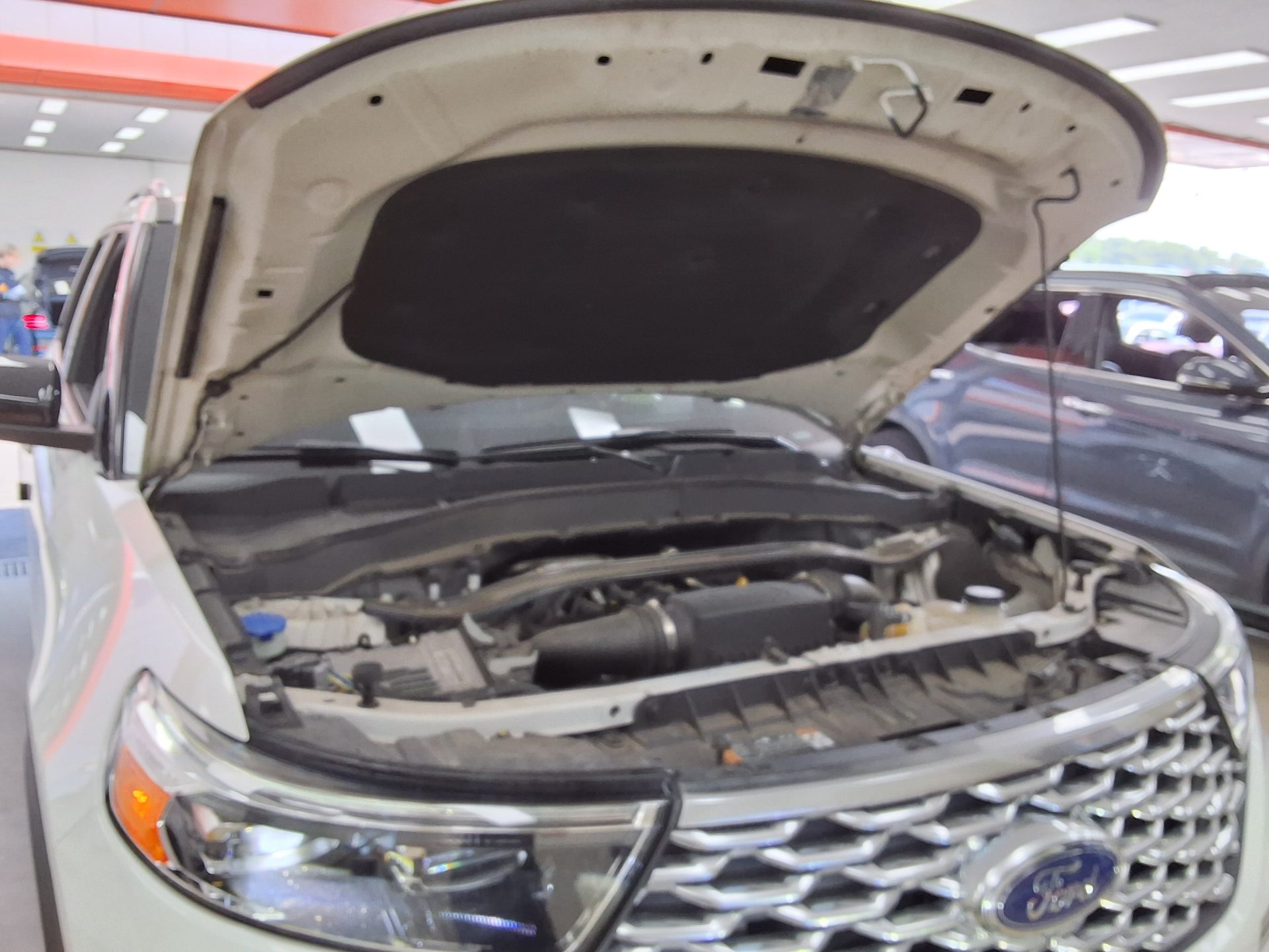 2021 - ford explorer