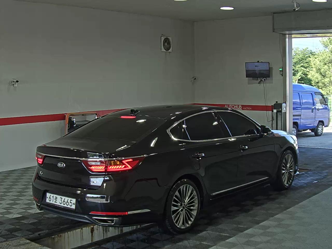 2017 - kia k7