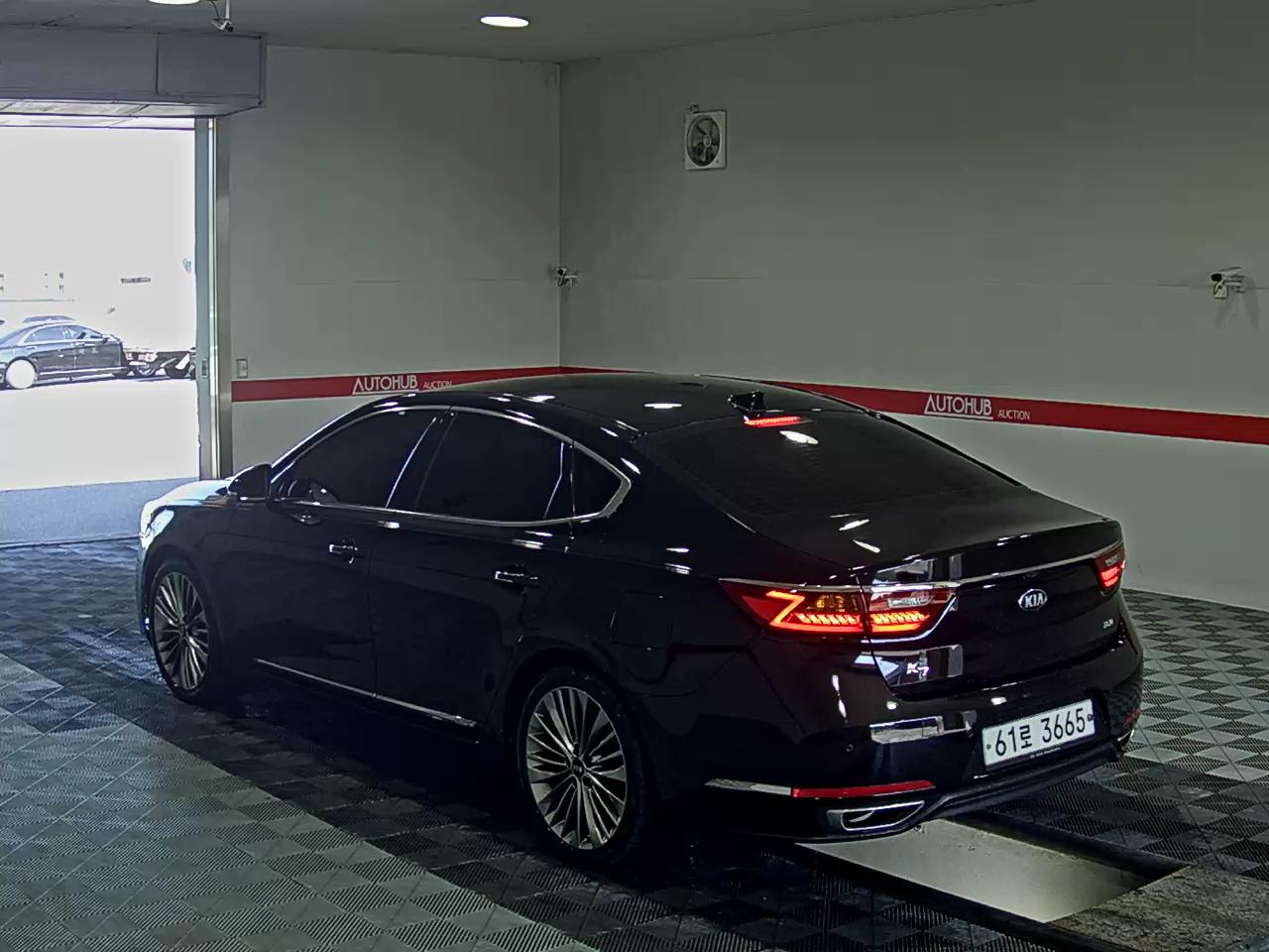 2017 - kia k7
