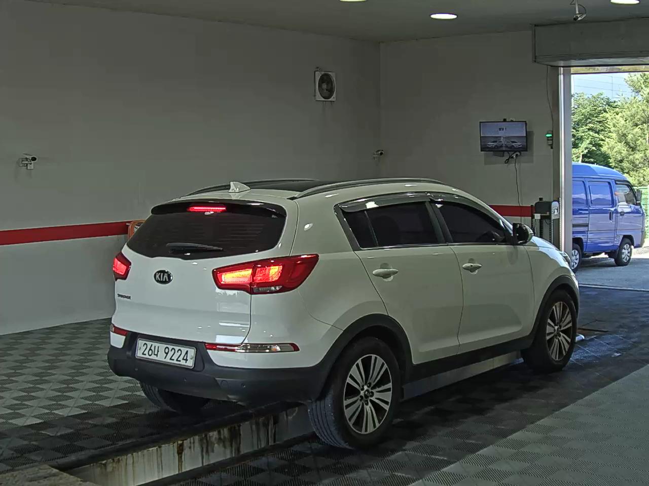 2016 - kia sportage