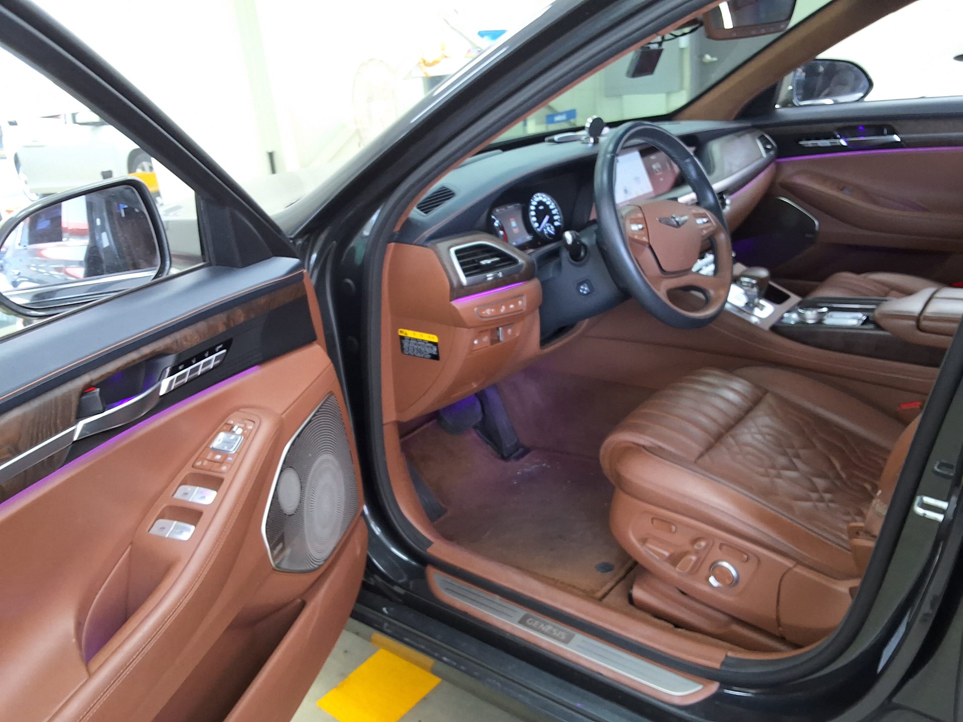 2020 - genesis g90