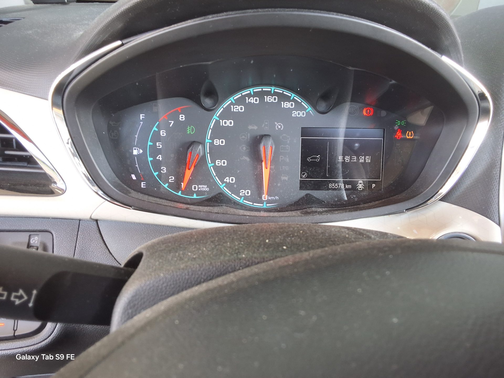 2016 - chevrolet spark