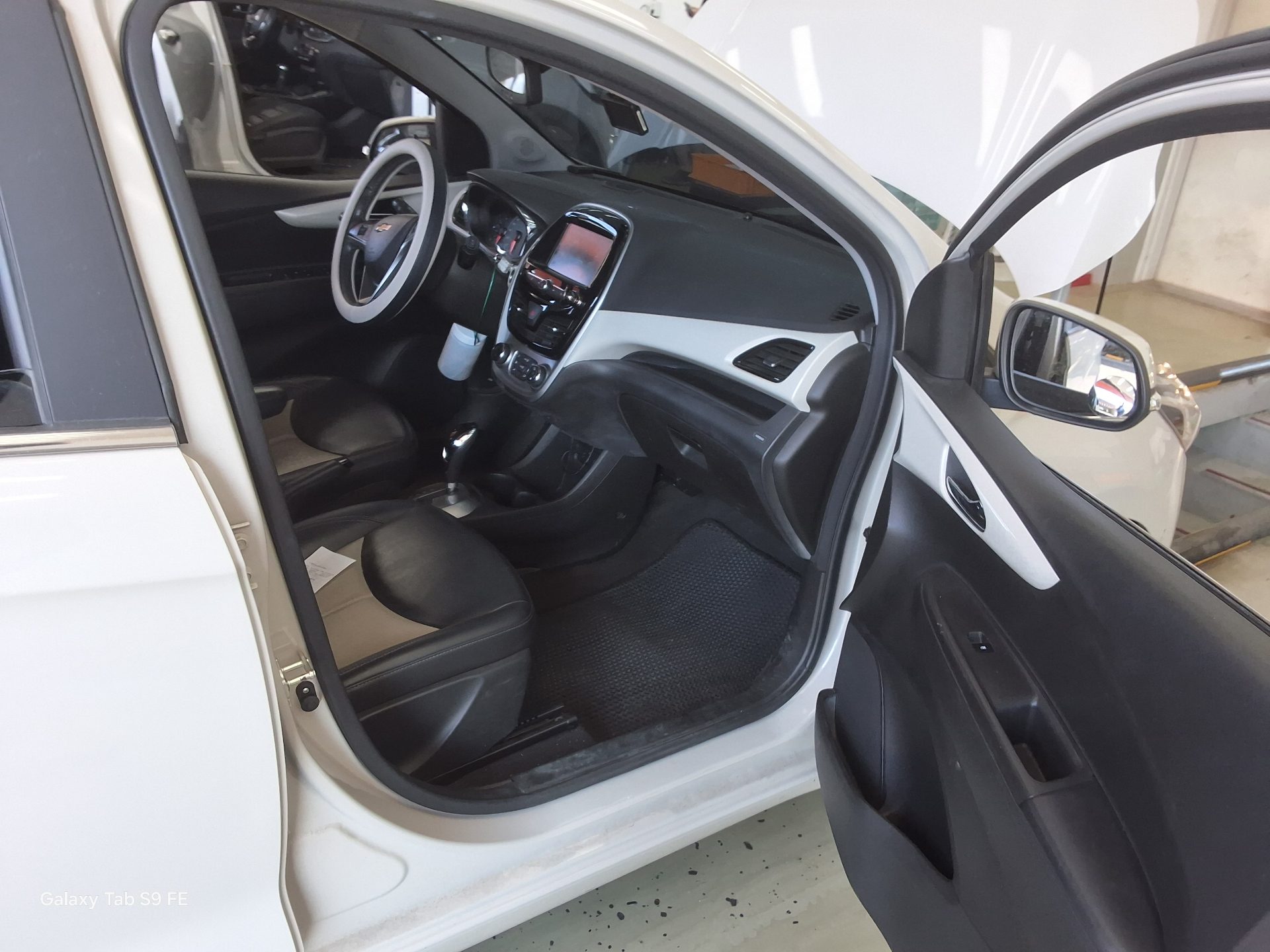 2016 - chevrolet spark