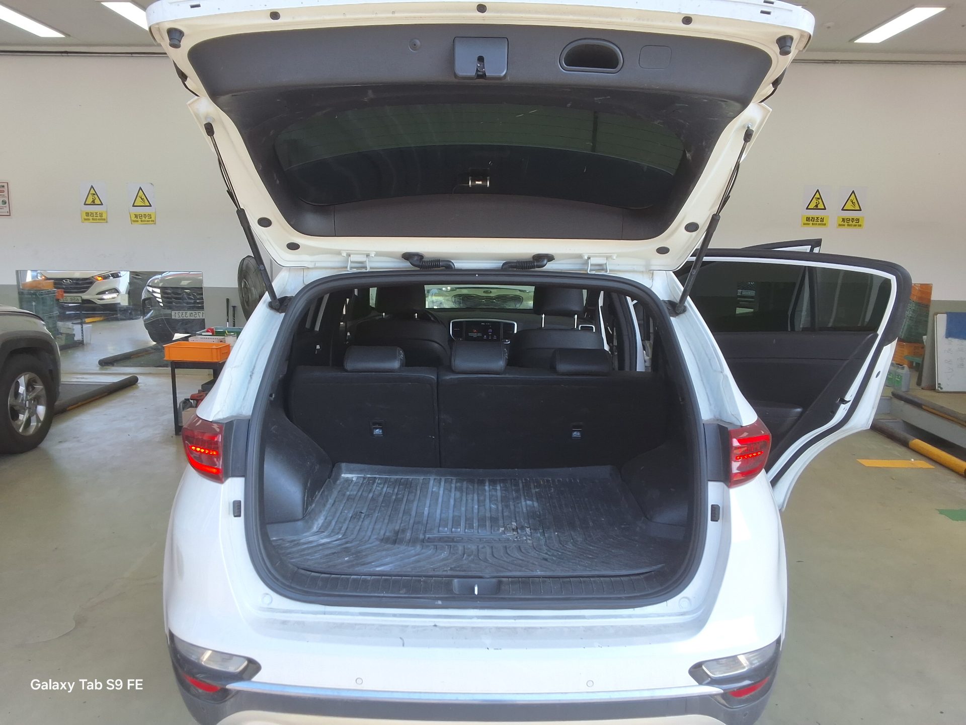 2022 - kia sportage