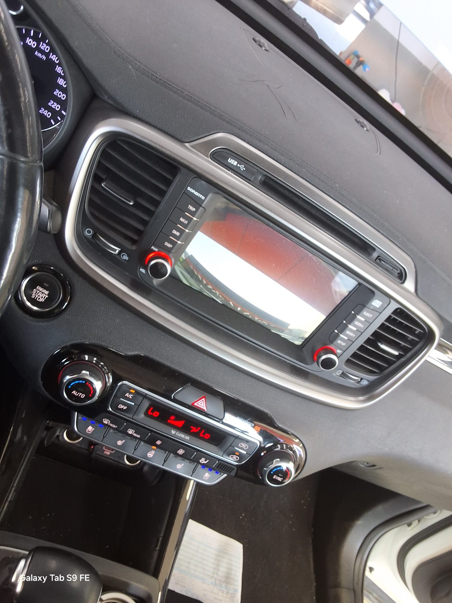 2018 - kia sorento