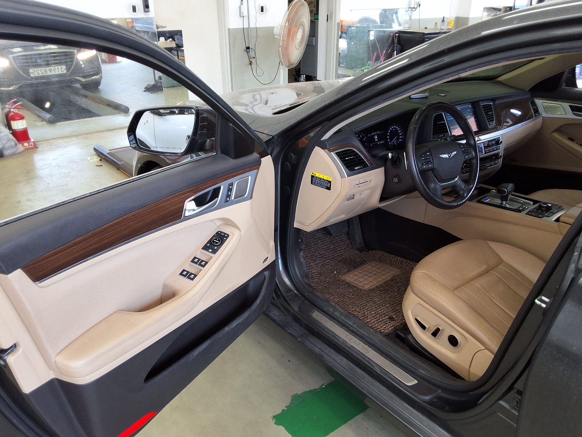 2018 - genesis g80