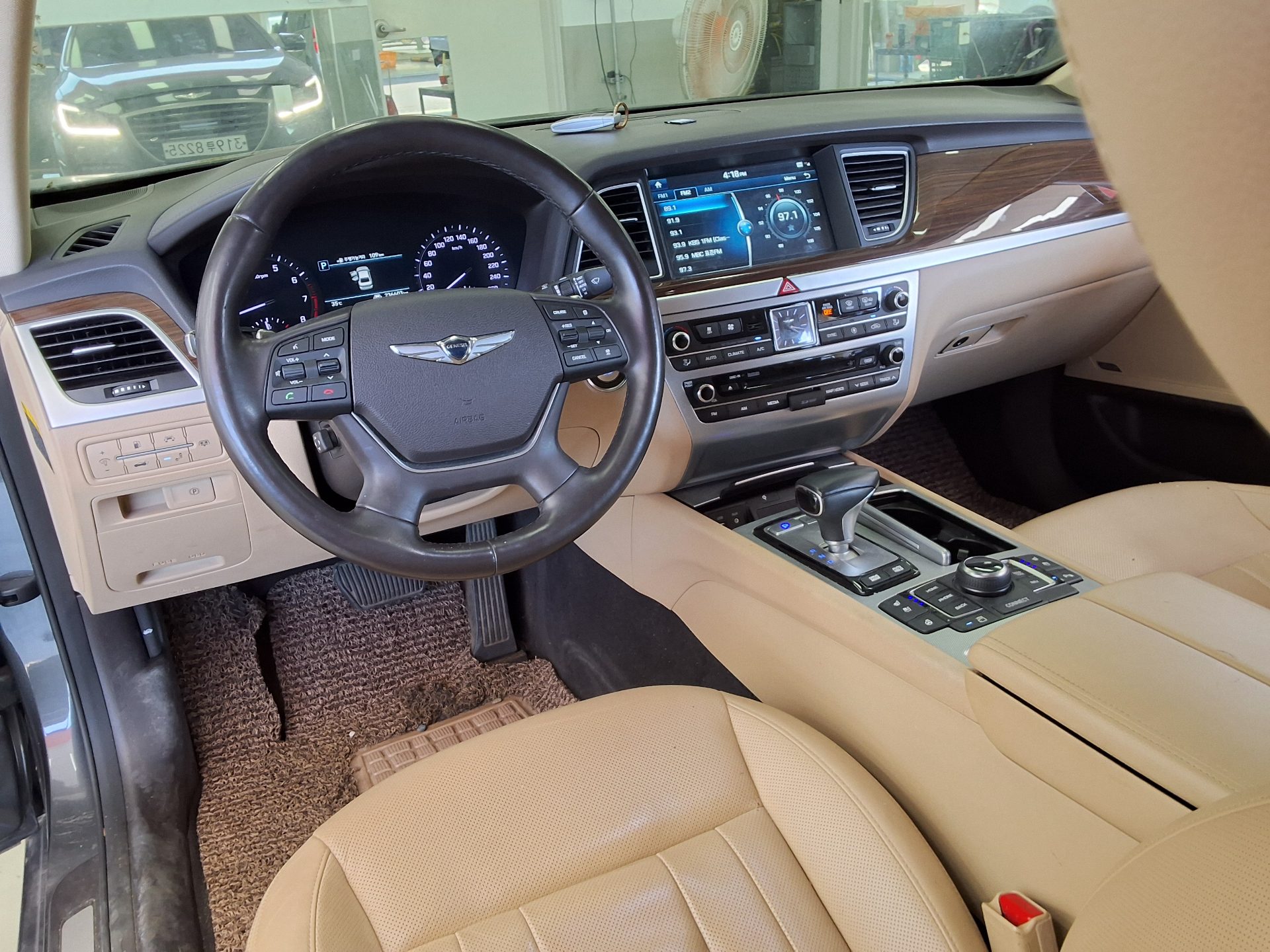 2018 - genesis g80