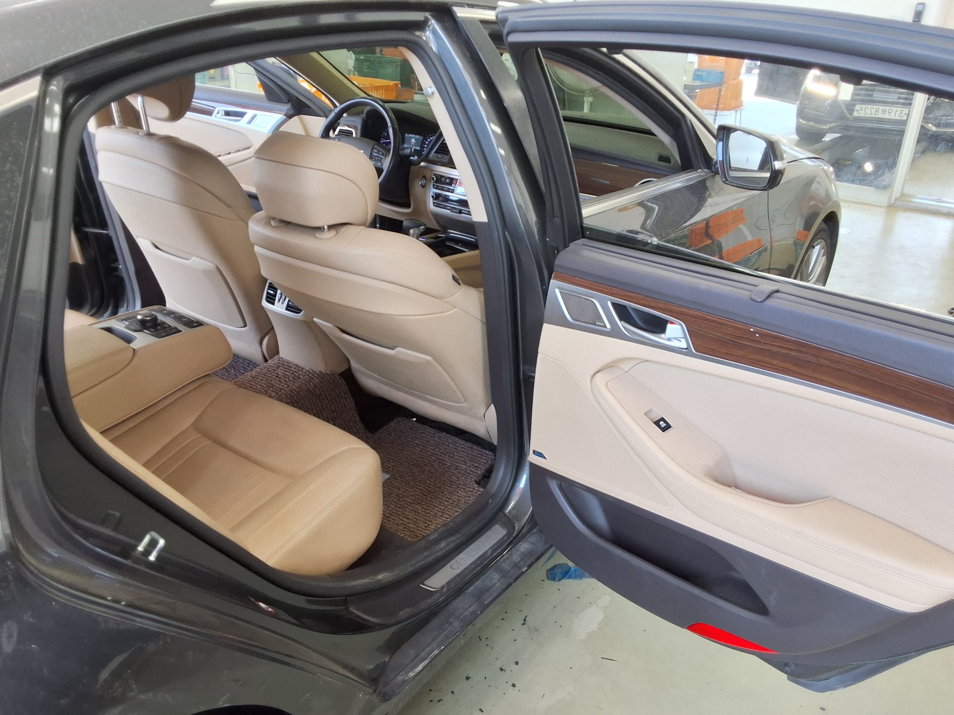 2018 - genesis g80