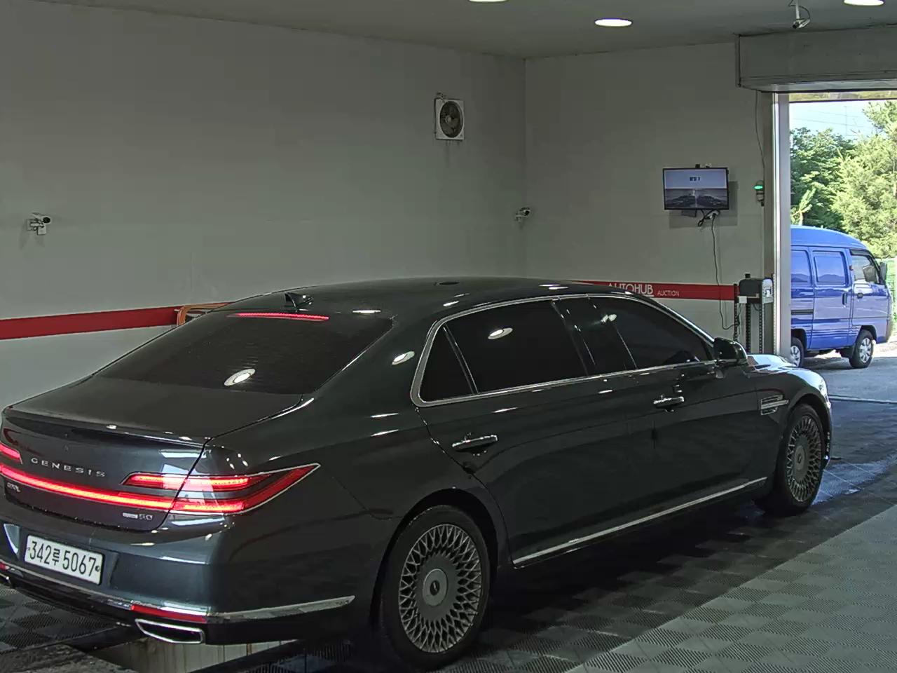 2020 - genesis g90