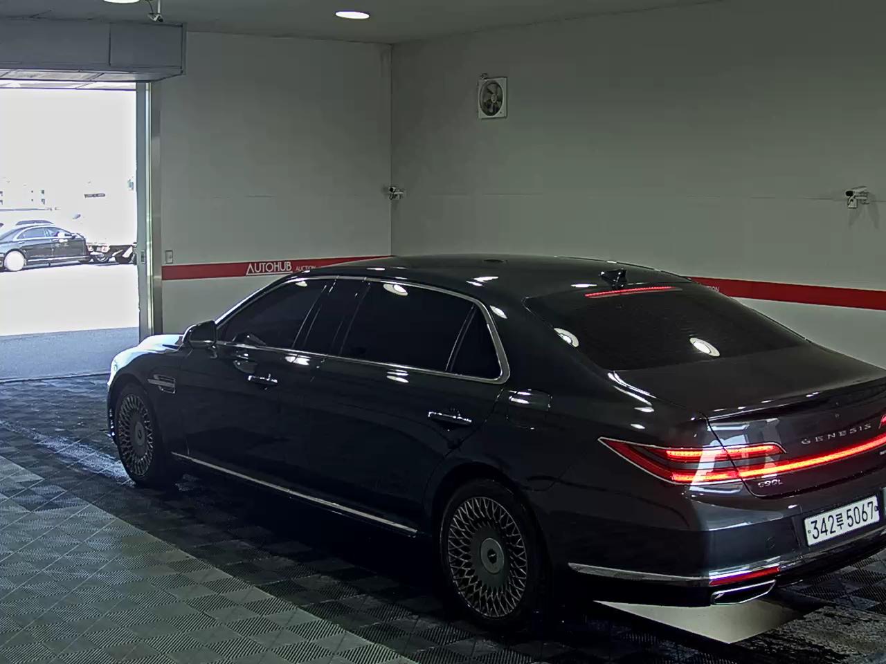 2020 - genesis g90