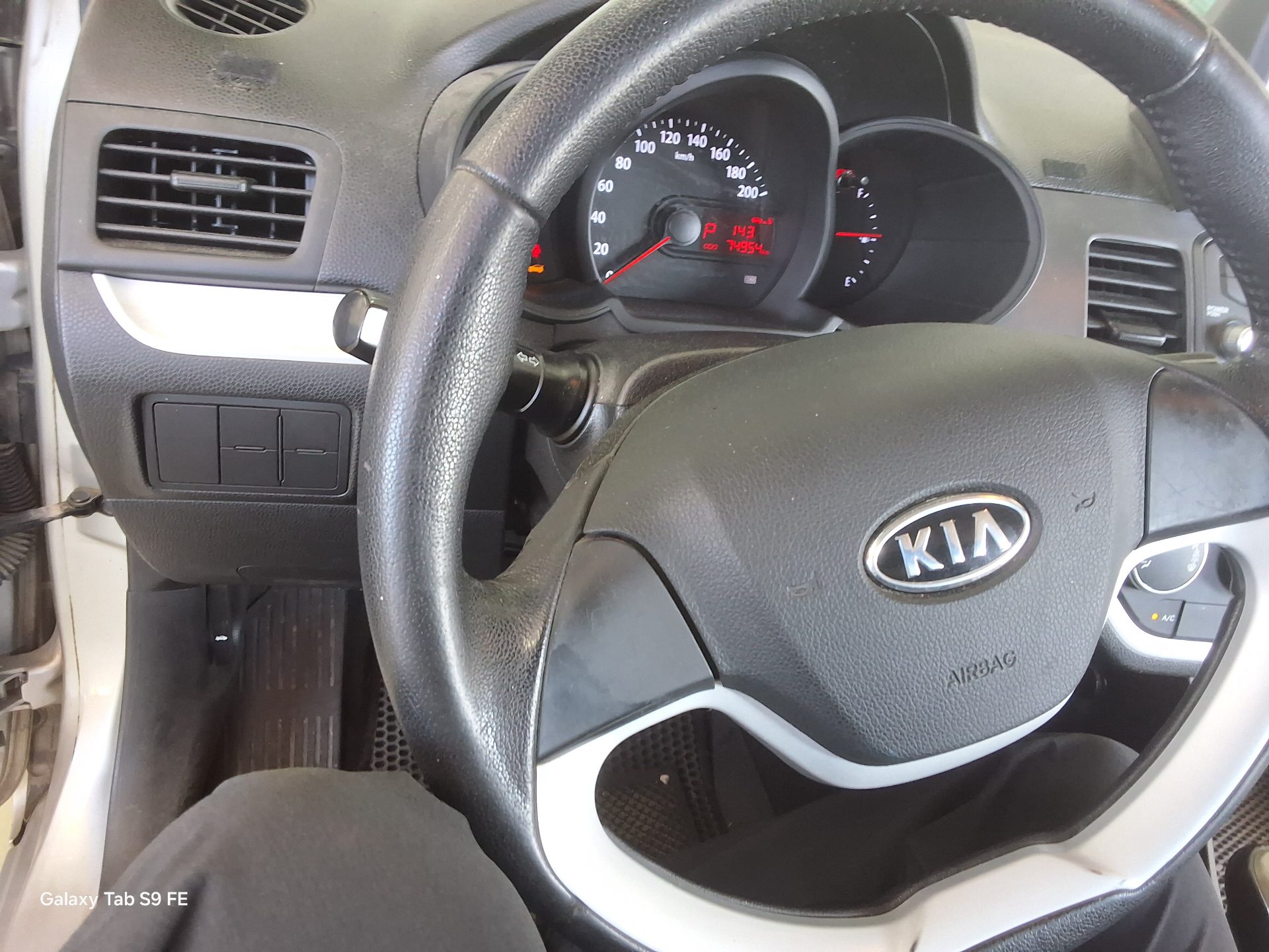 2012 - kia morning
