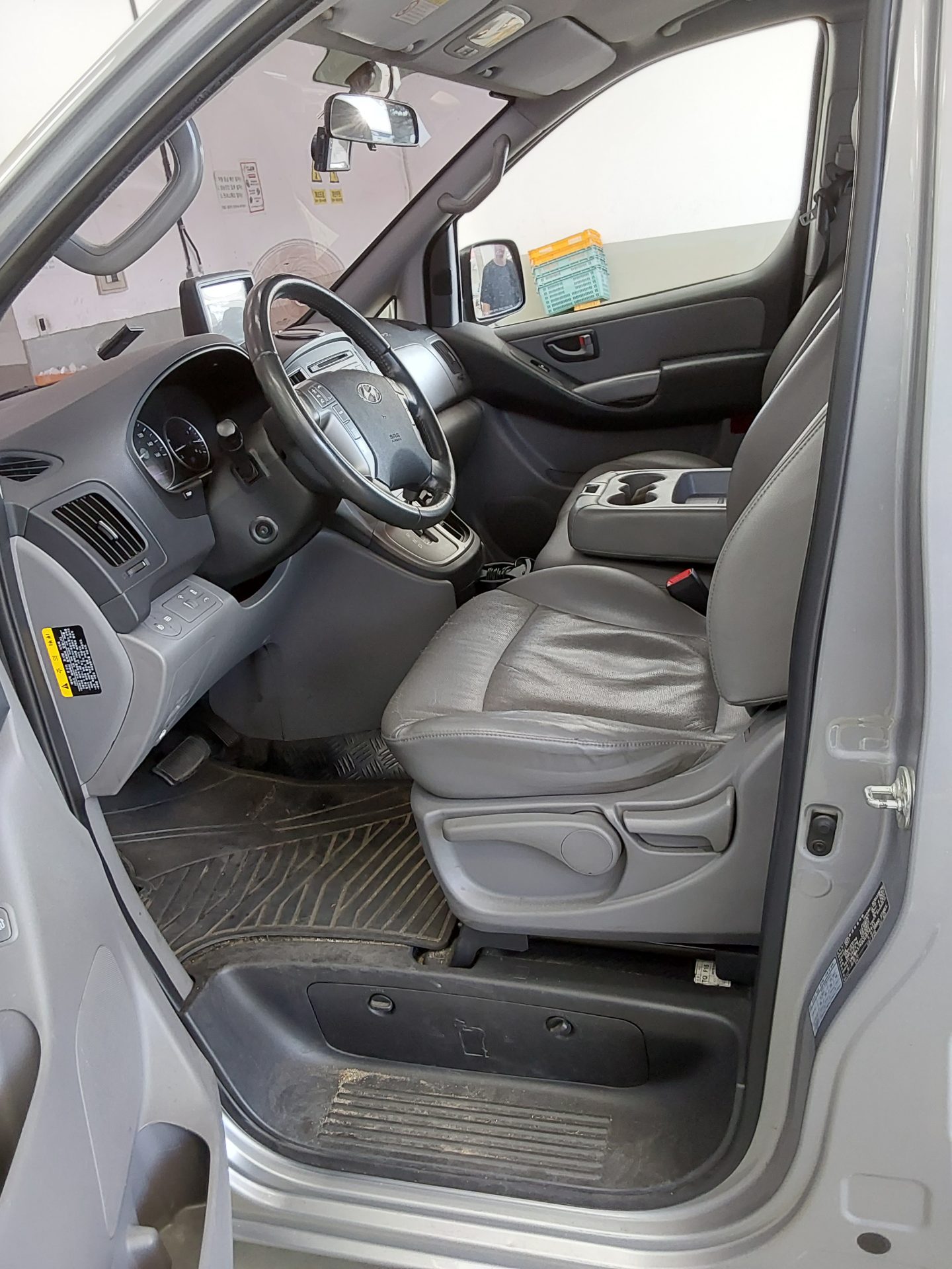 2018 - hyundai grand starex