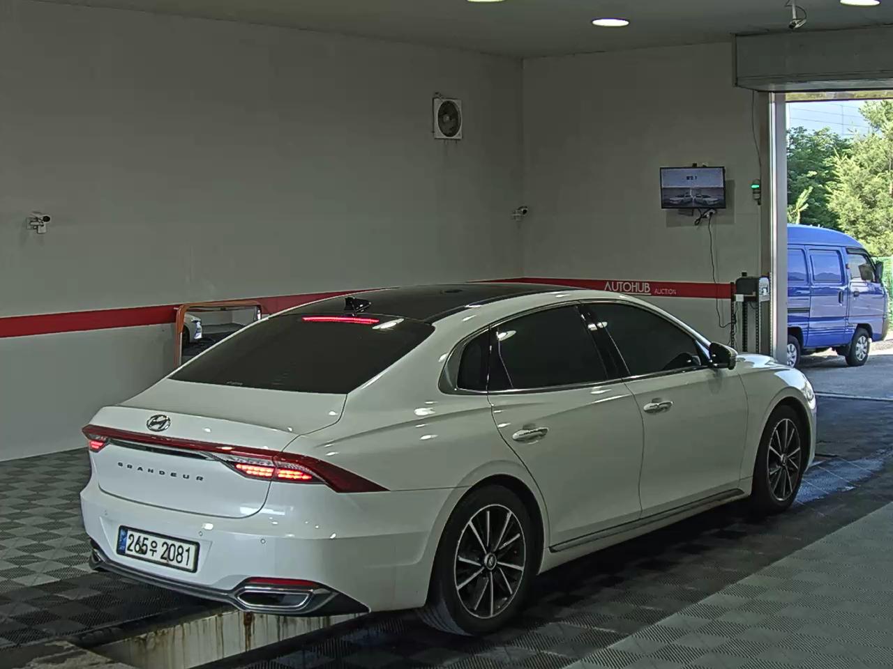 2020 - hyundai grandeur