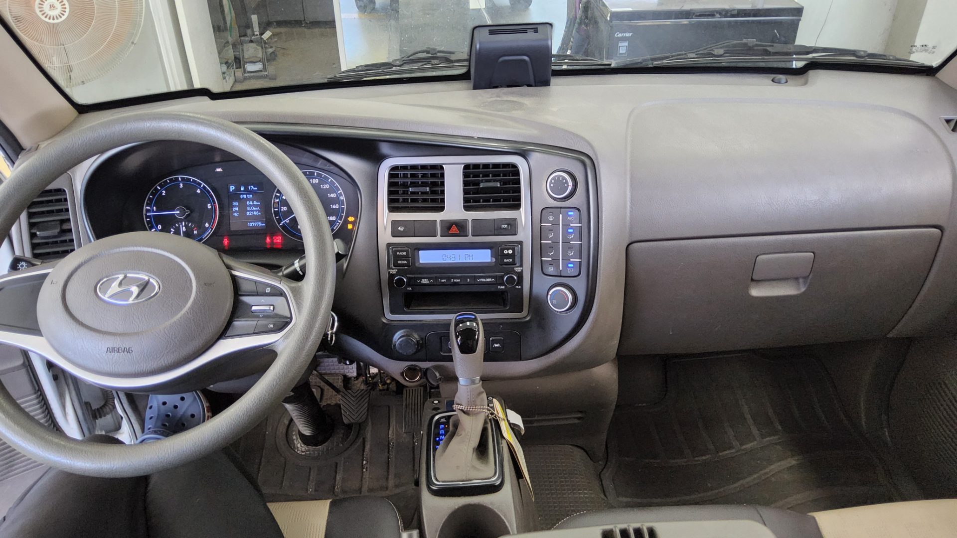 2023 - hyundai porter
