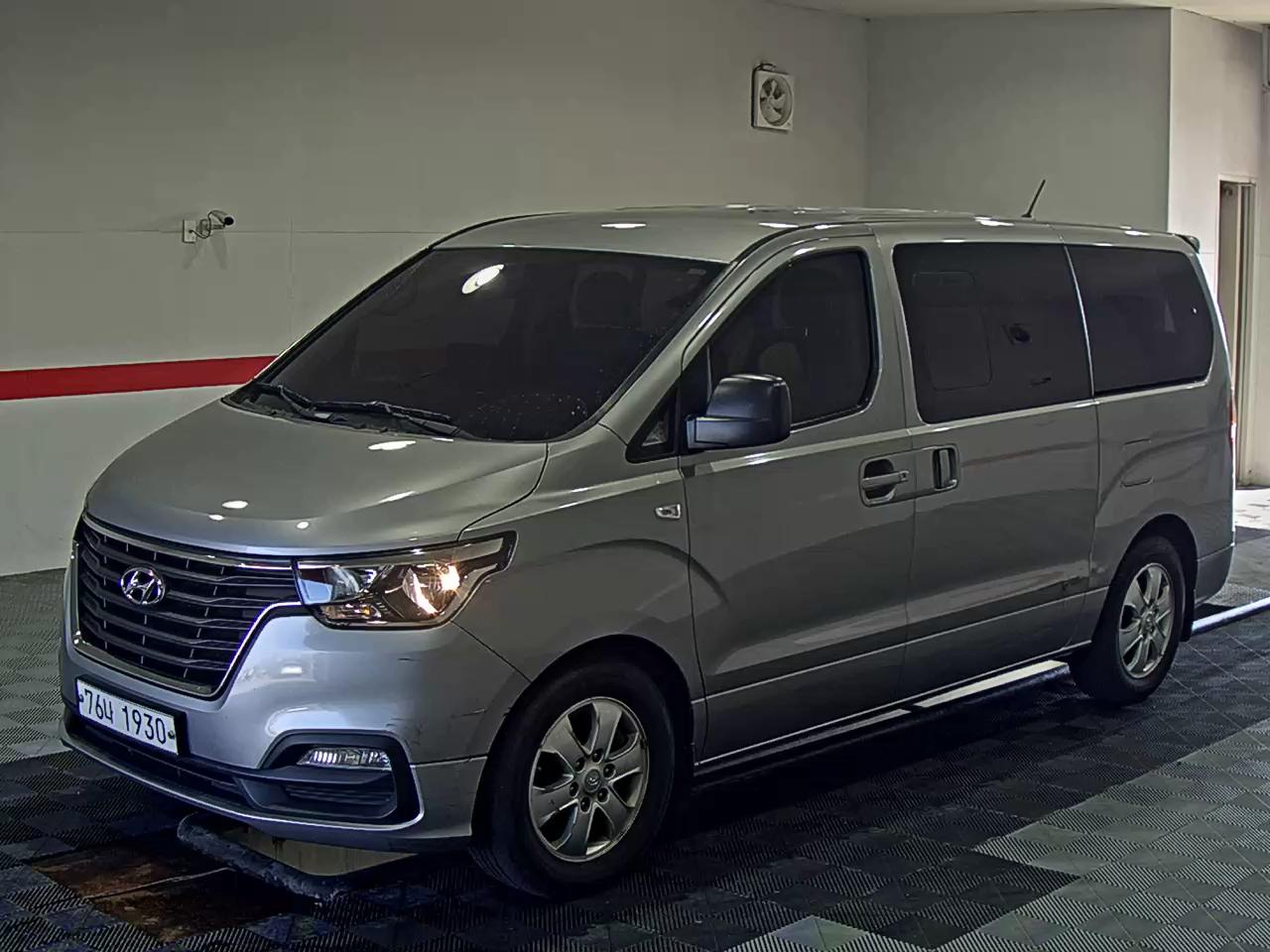 2018 - hyundai grand starex