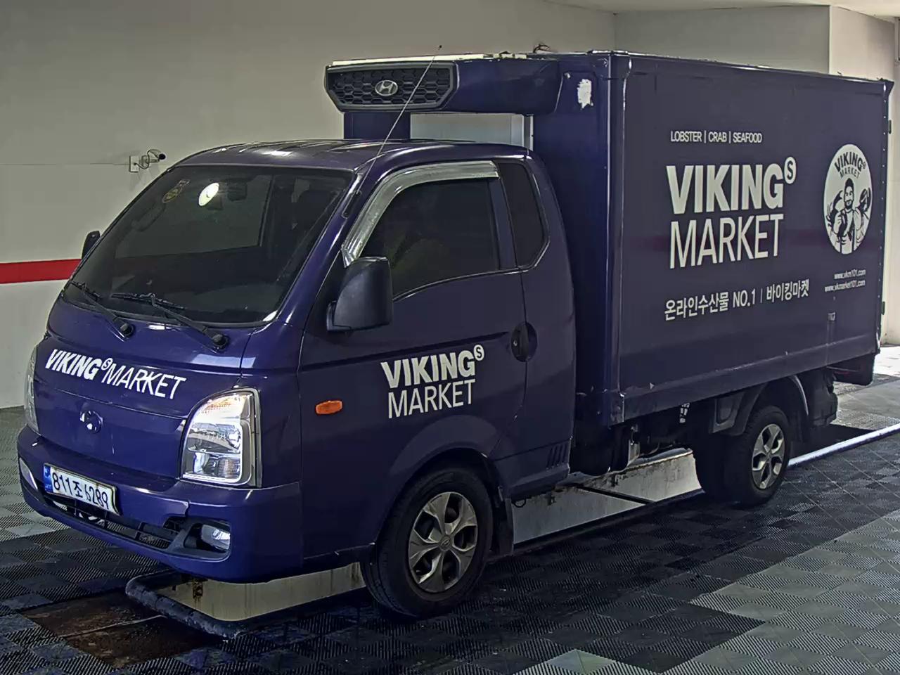 HYUNDAI PORTER II FREEZER BOX TRUCK SUPER CAB TWIN COMPRESSOR