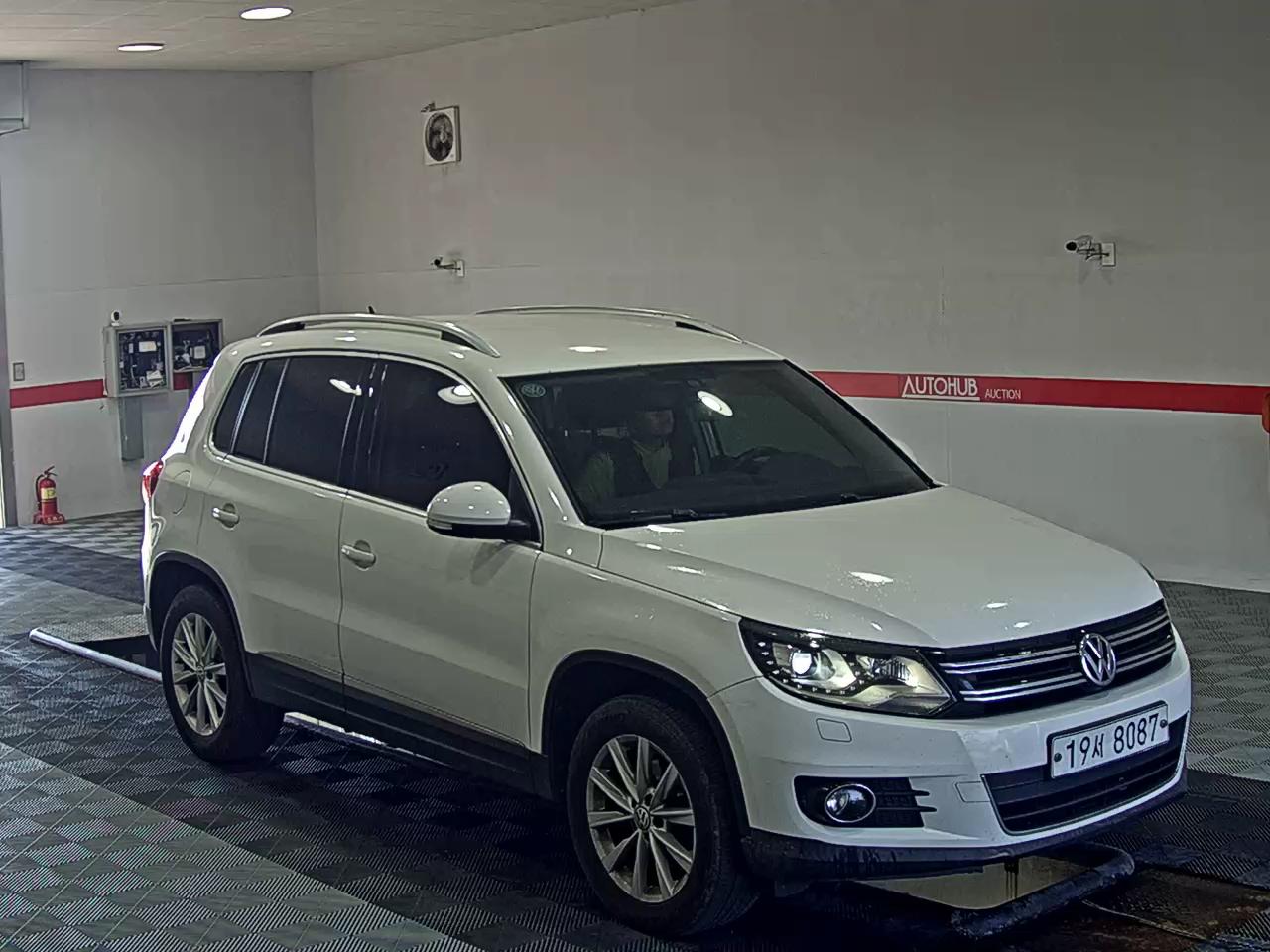 2014 - volkswagen tiguan
