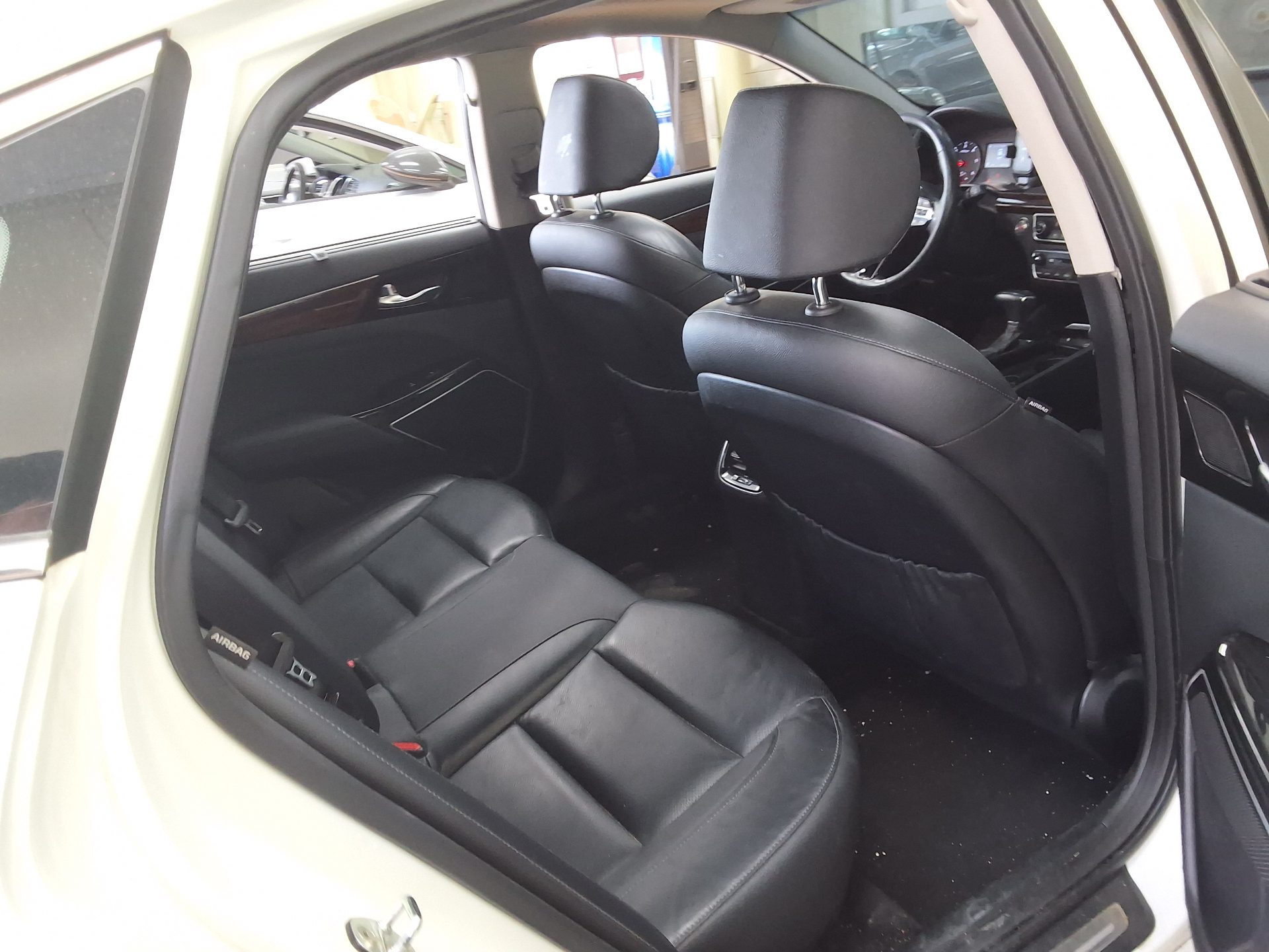 2016 - kia k7