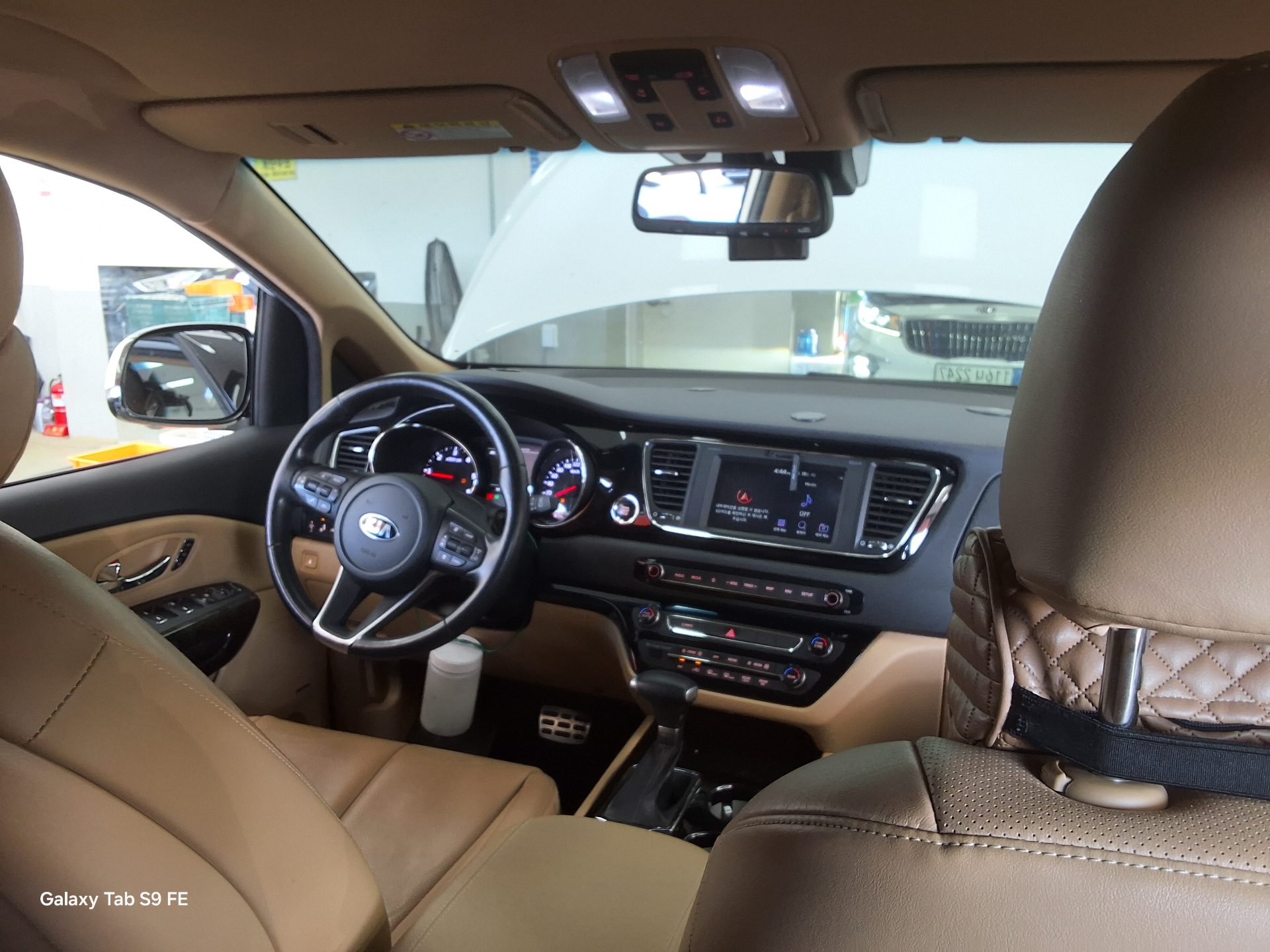 2020 - kia carnival