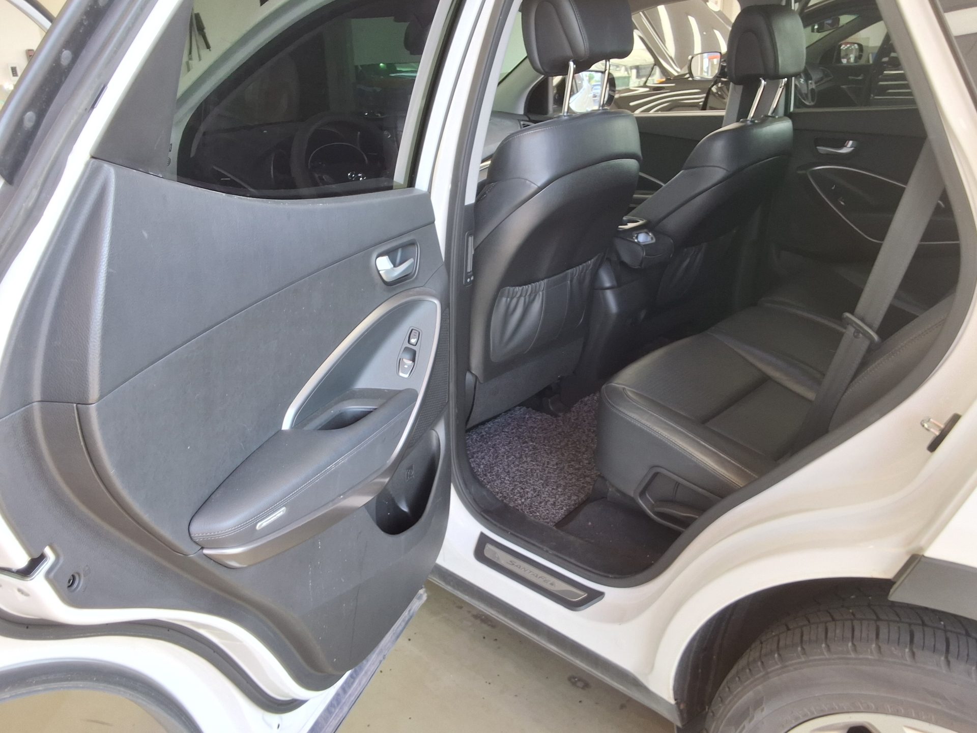 2014 - hyundai santa fe