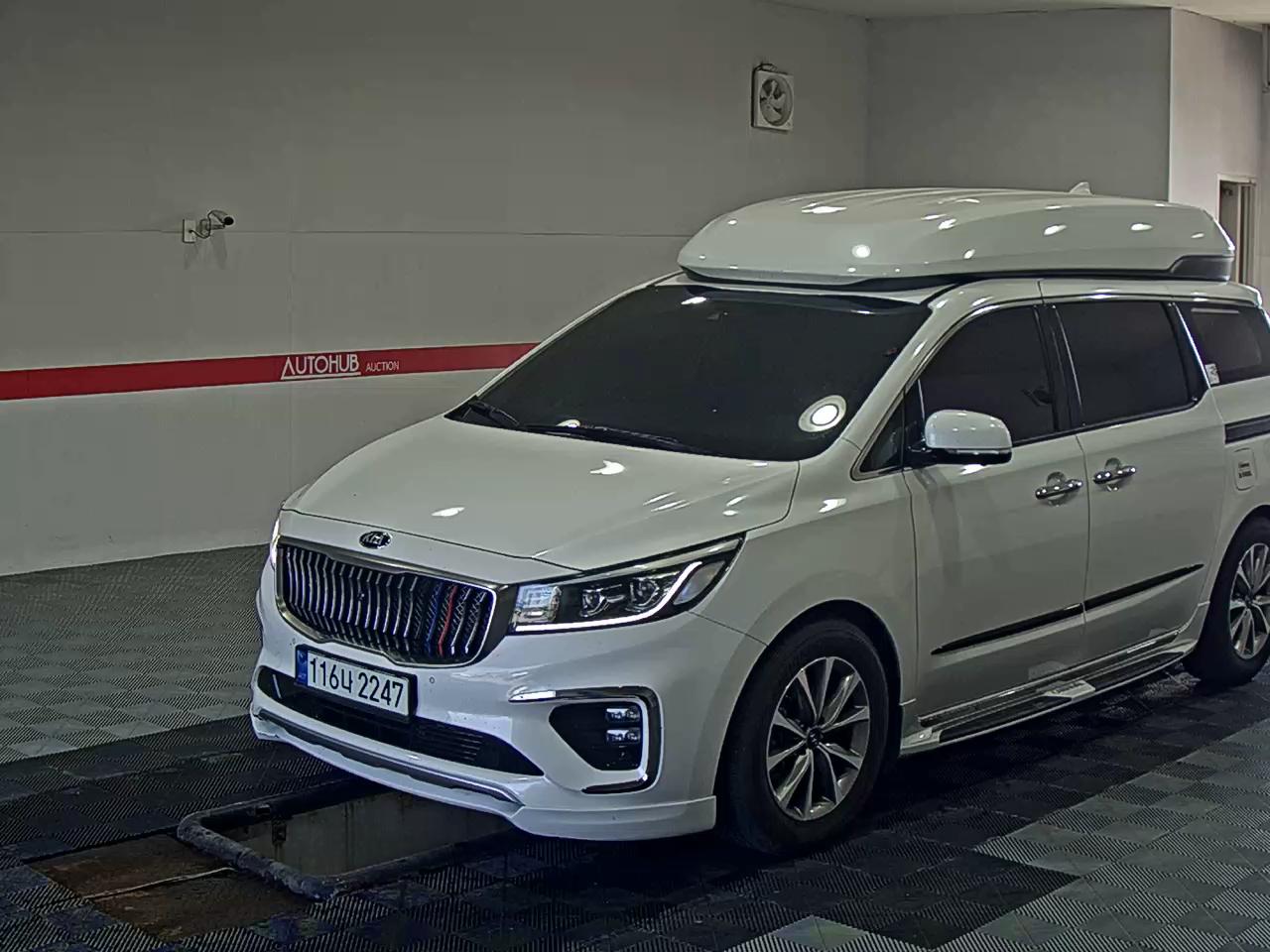 2020 - kia carnival