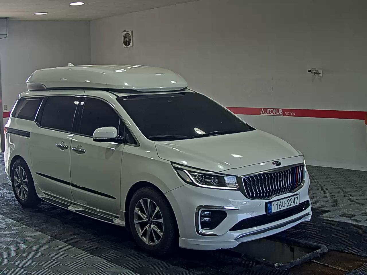 2020 - kia carnival