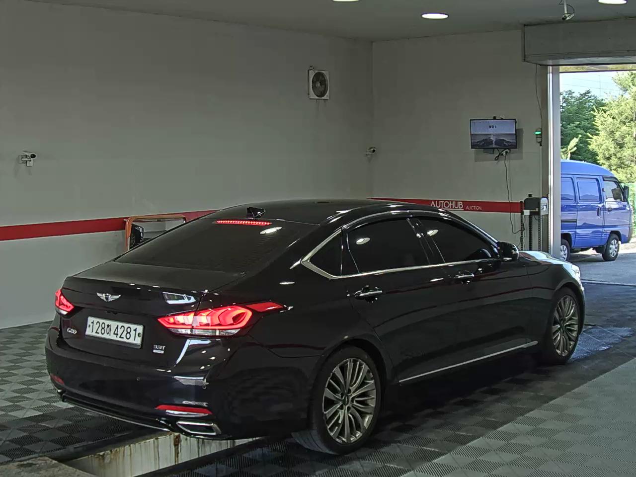 2019 - genesis g80
